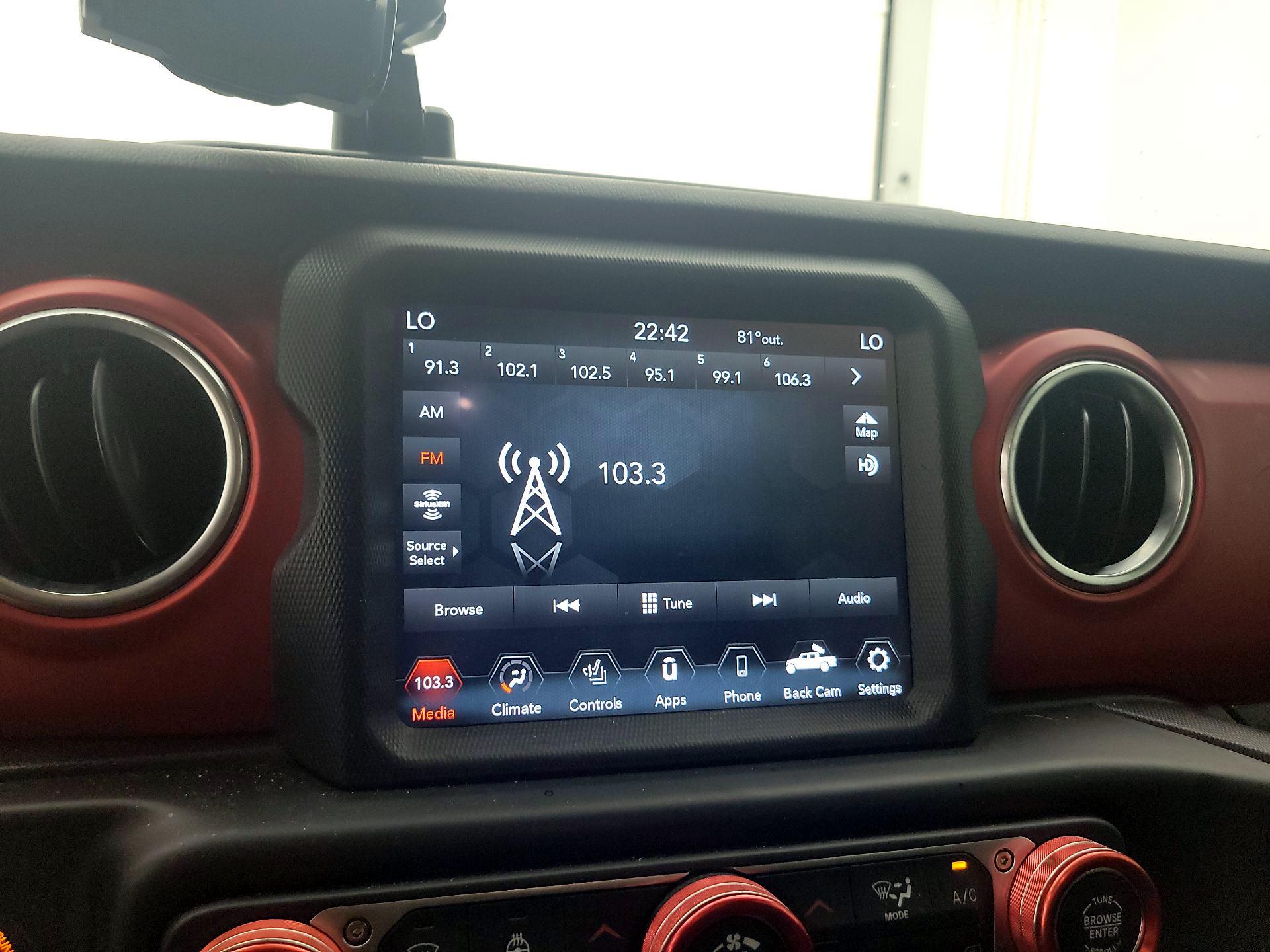 Thumbnail: 2022 Jeep Gladiator - 15