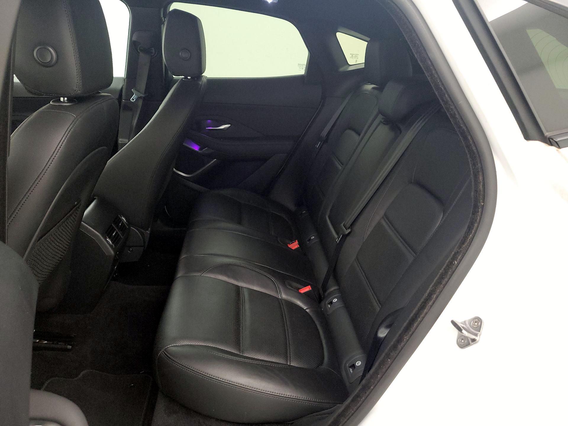 Thumbnail: 2019 Jaguar E-Pace - 20