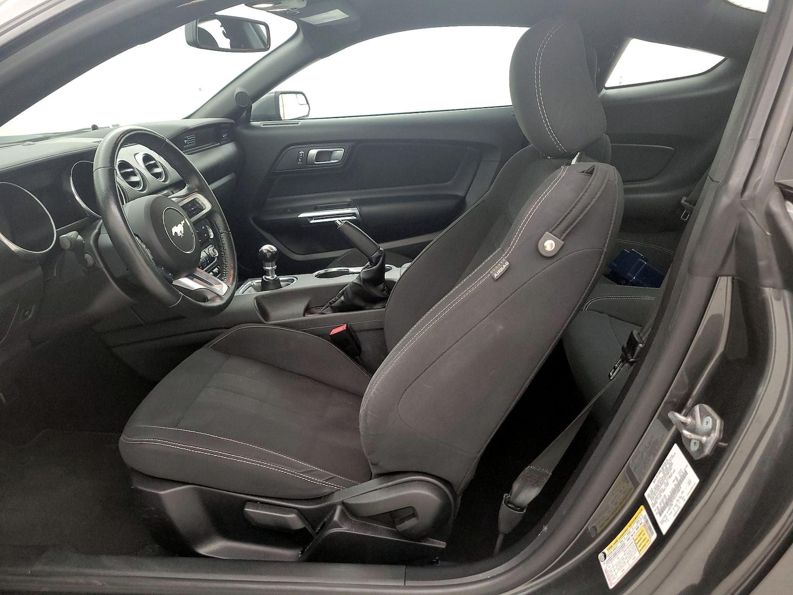 2020 Ford Mustang EcoBoost - Photo 10