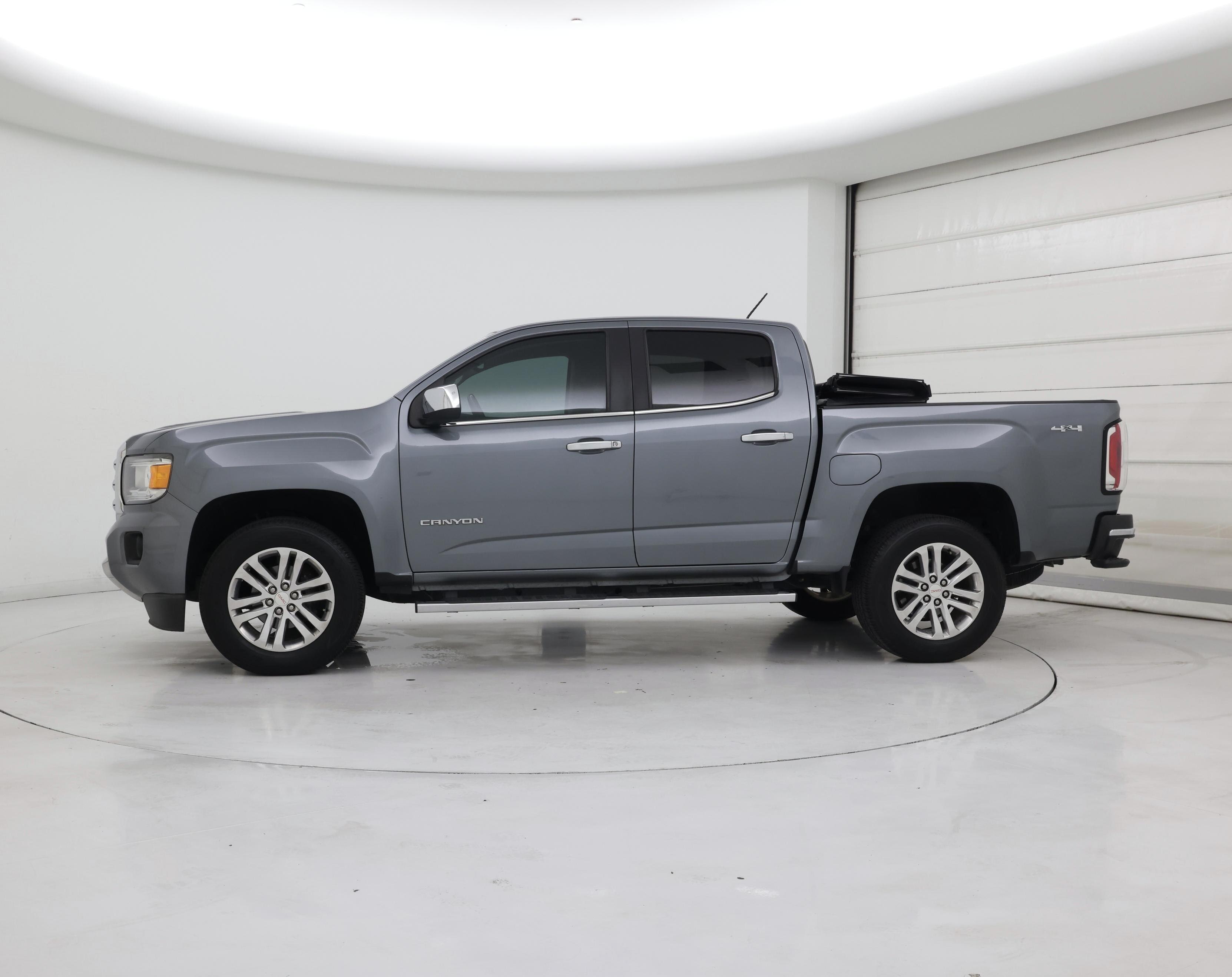 Thumbnail: 2019 GMC Canyon - 3