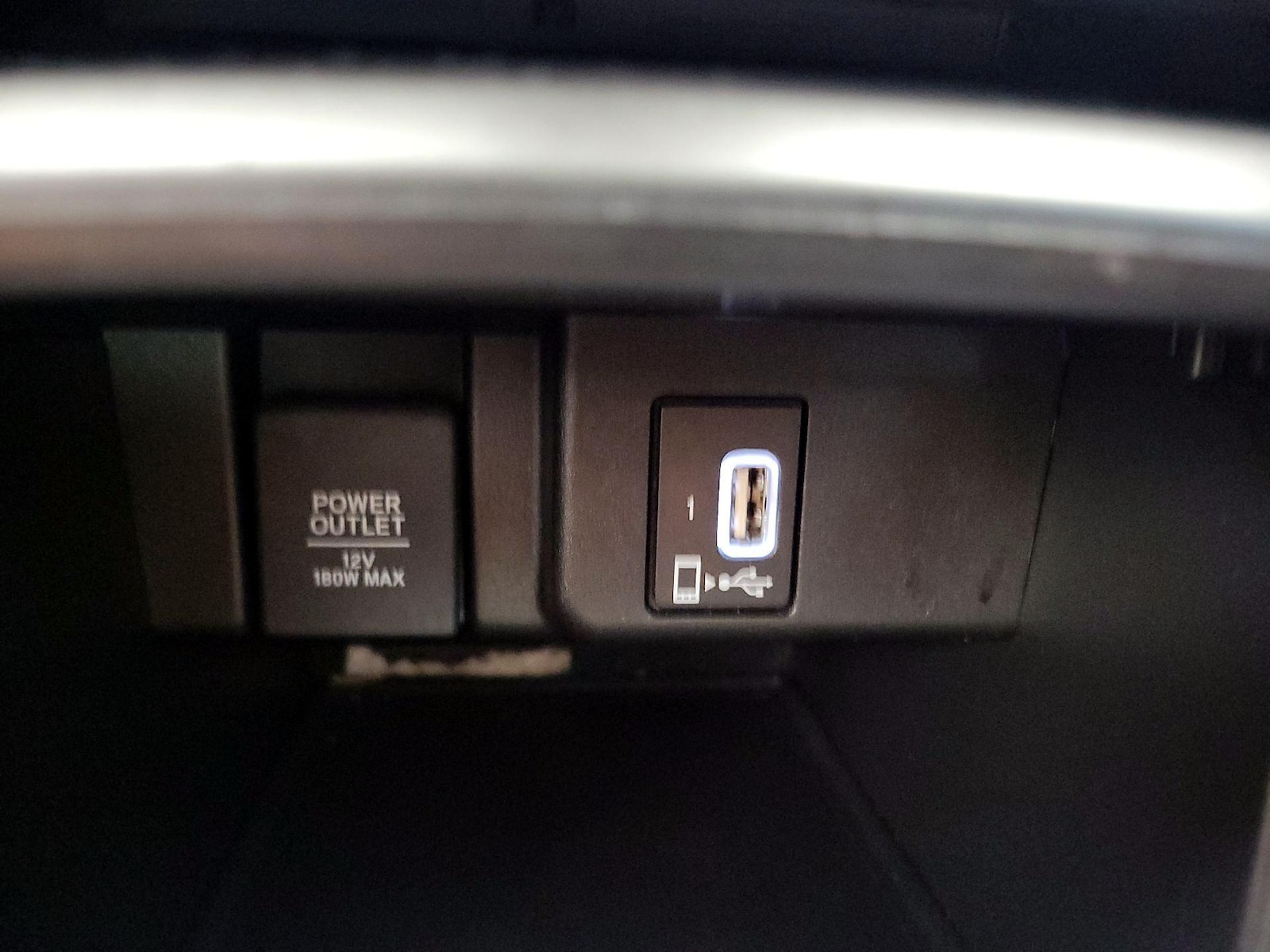 2020 Honda Accord Hybrid EX-L - Photo 19