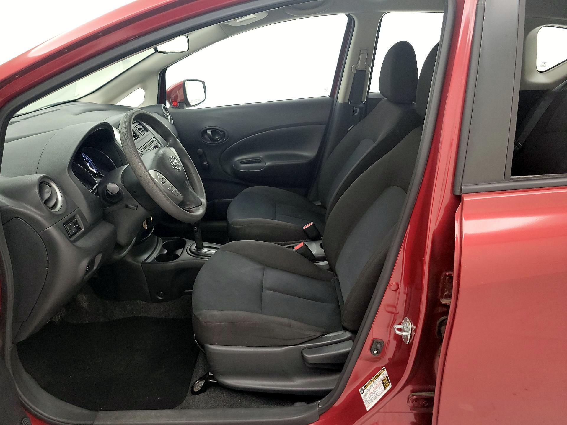 Thumbnail: 2016 Nissan Versa Note - 11