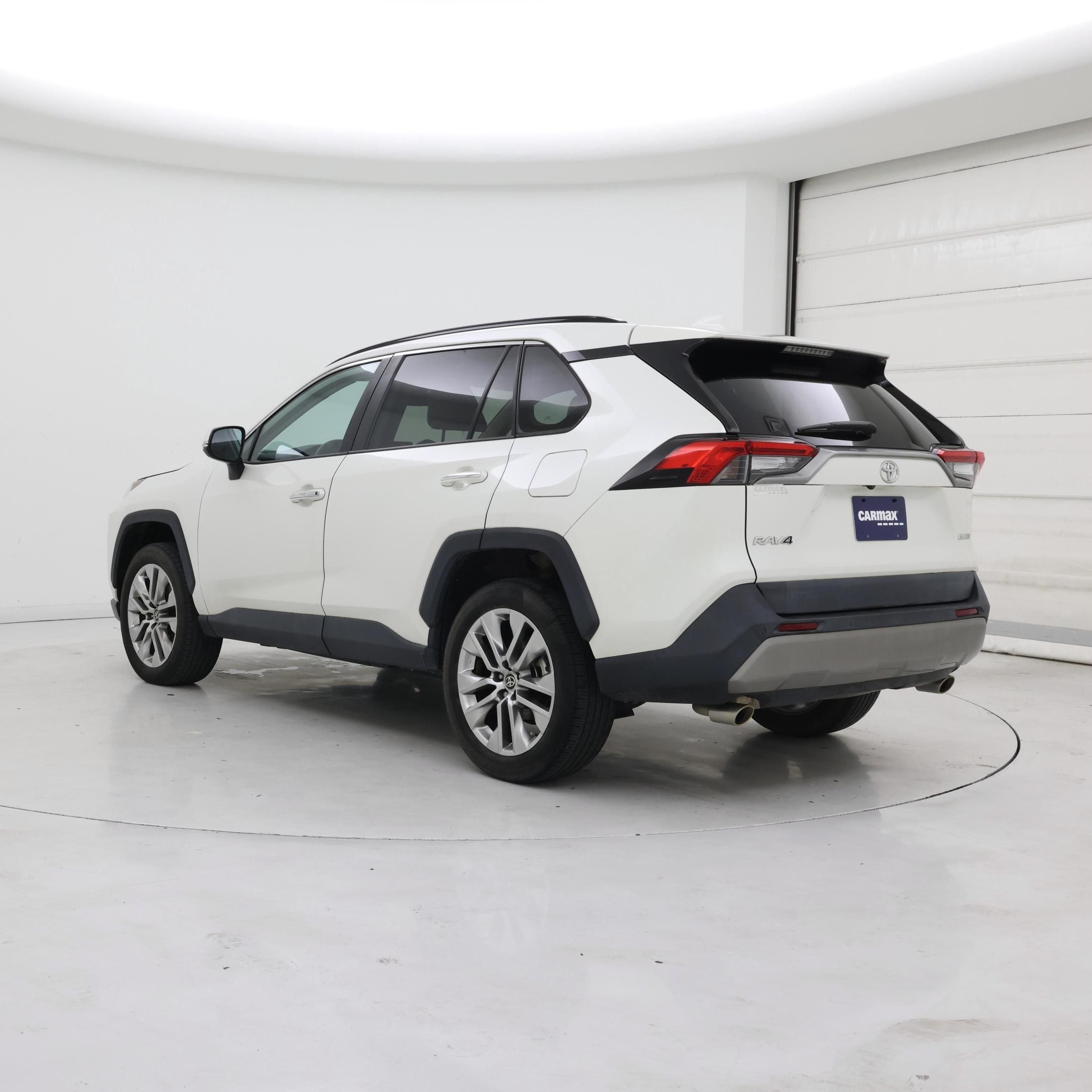 Thumbnail: 2022 Toyota RAV4 - 2