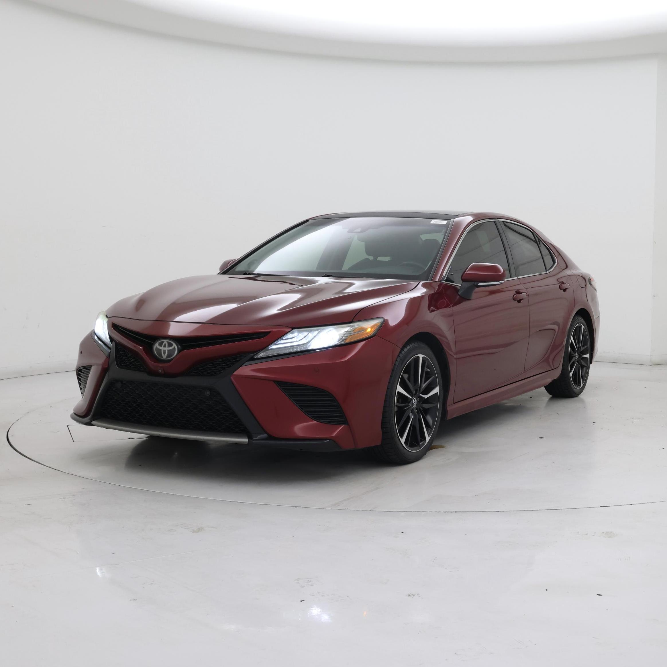 Thumbnail: 2018 Toyota Camry - 4