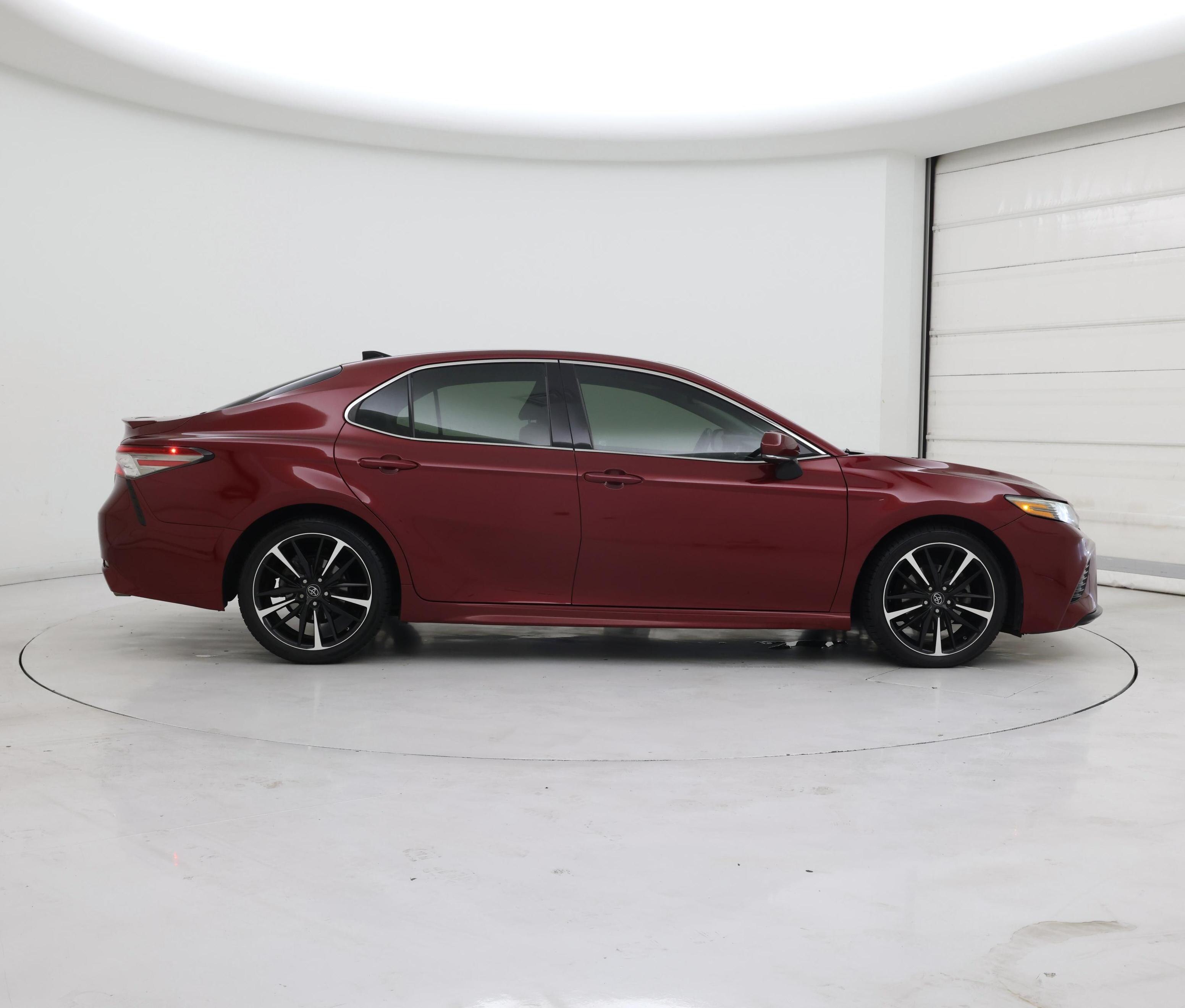 Thumbnail: 2018 Toyota Camry - 7