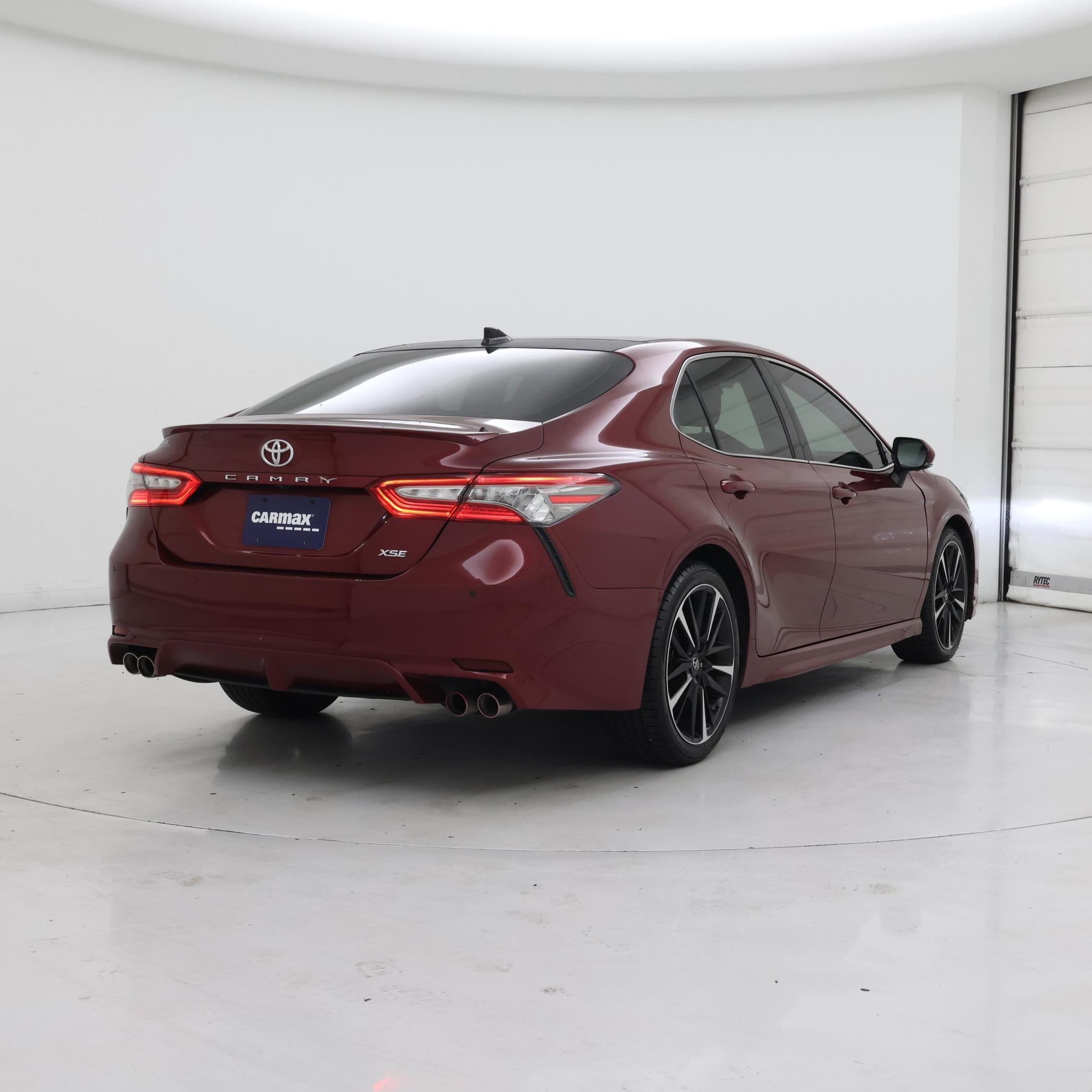 Thumbnail: 2018 Toyota Camry - 8