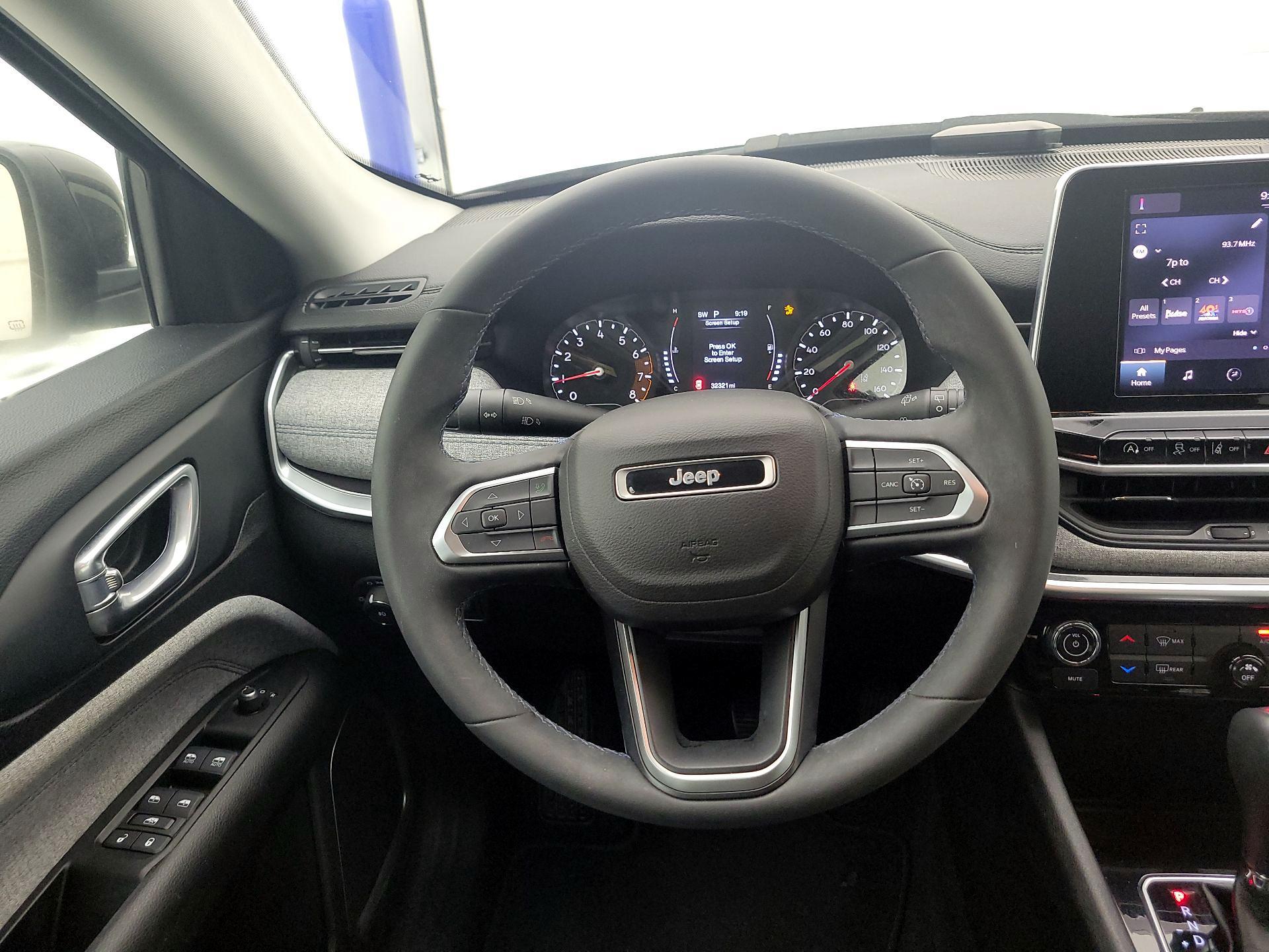 Thumbnail: 2022 Jeep Compass - 10