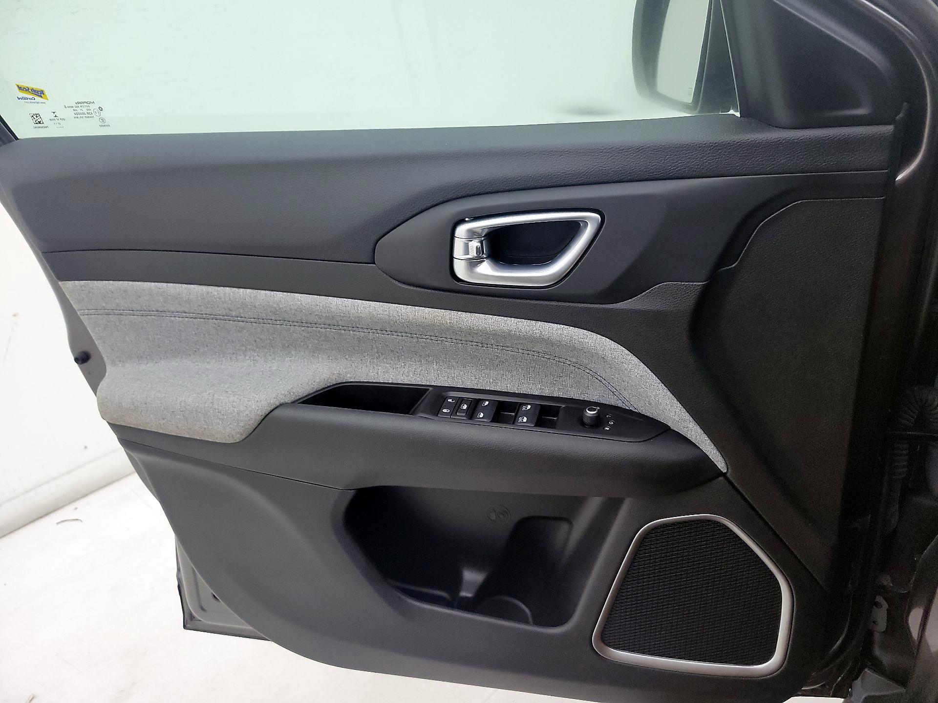 Thumbnail: 2022 Jeep Compass - 12