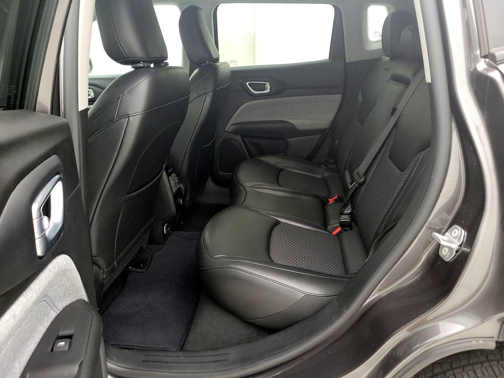Thumbnail: 2022 Jeep Compass - 19