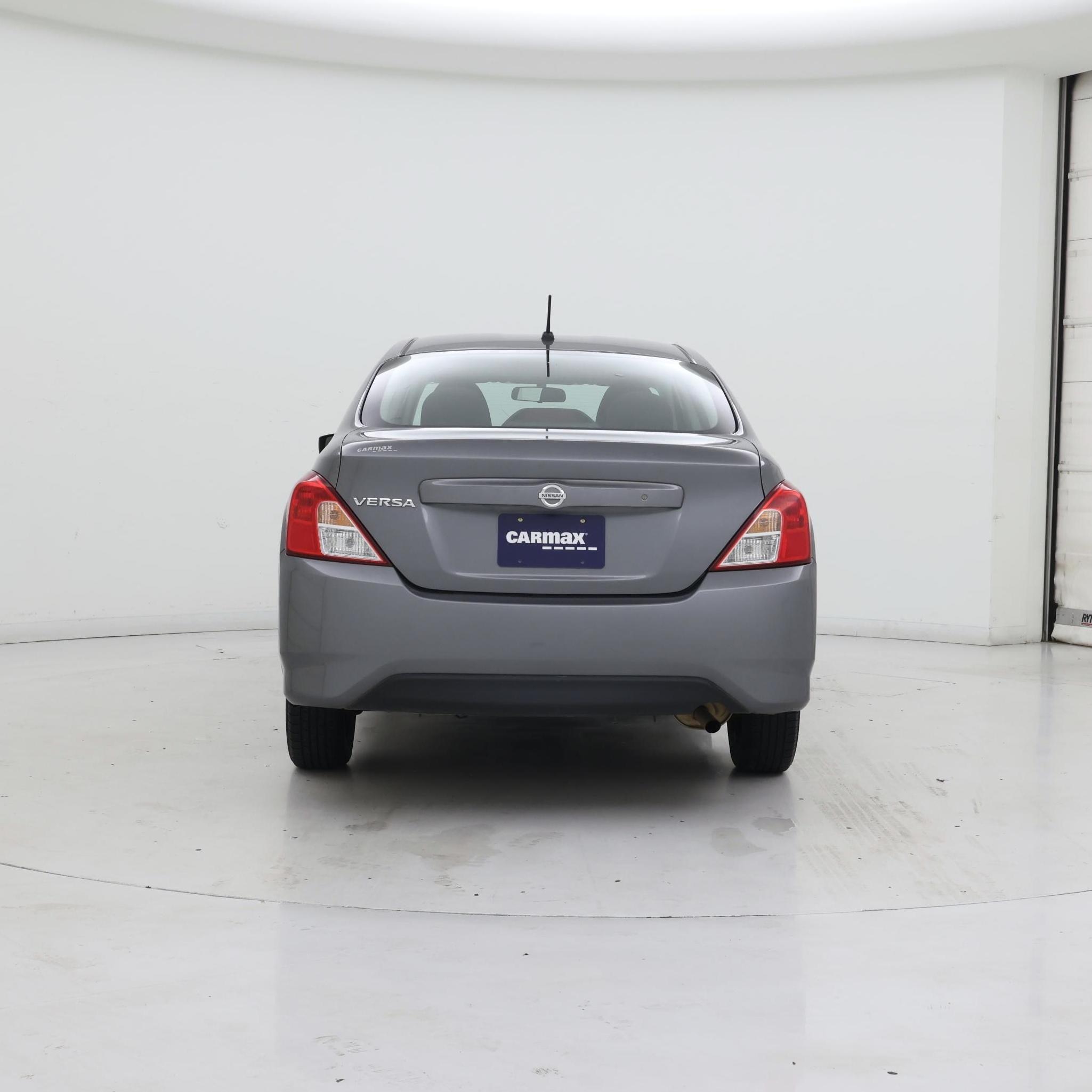 Thumbnail: 2018 Nissan Versa - 6