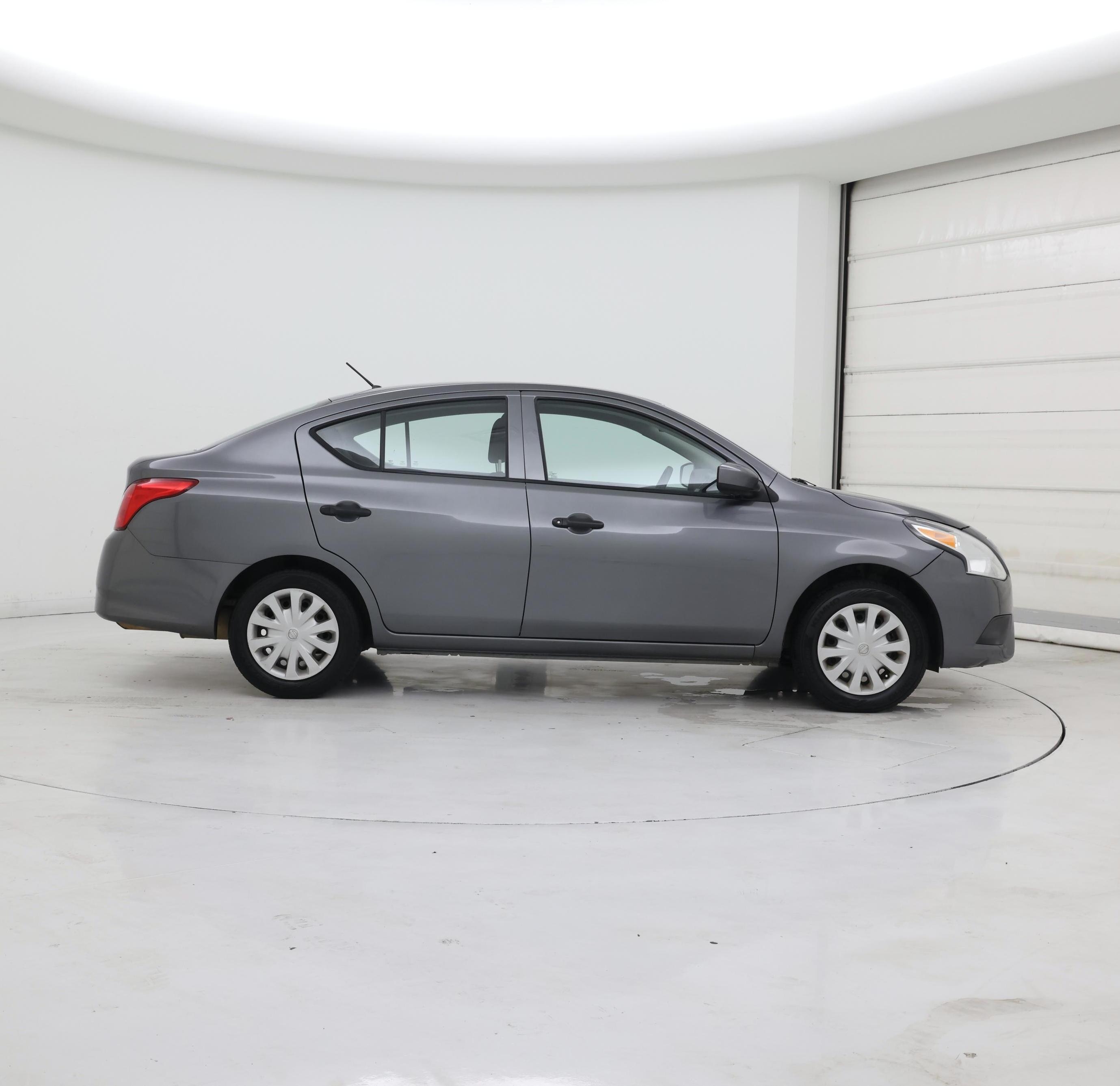 Thumbnail: 2018 Nissan Versa - 7
