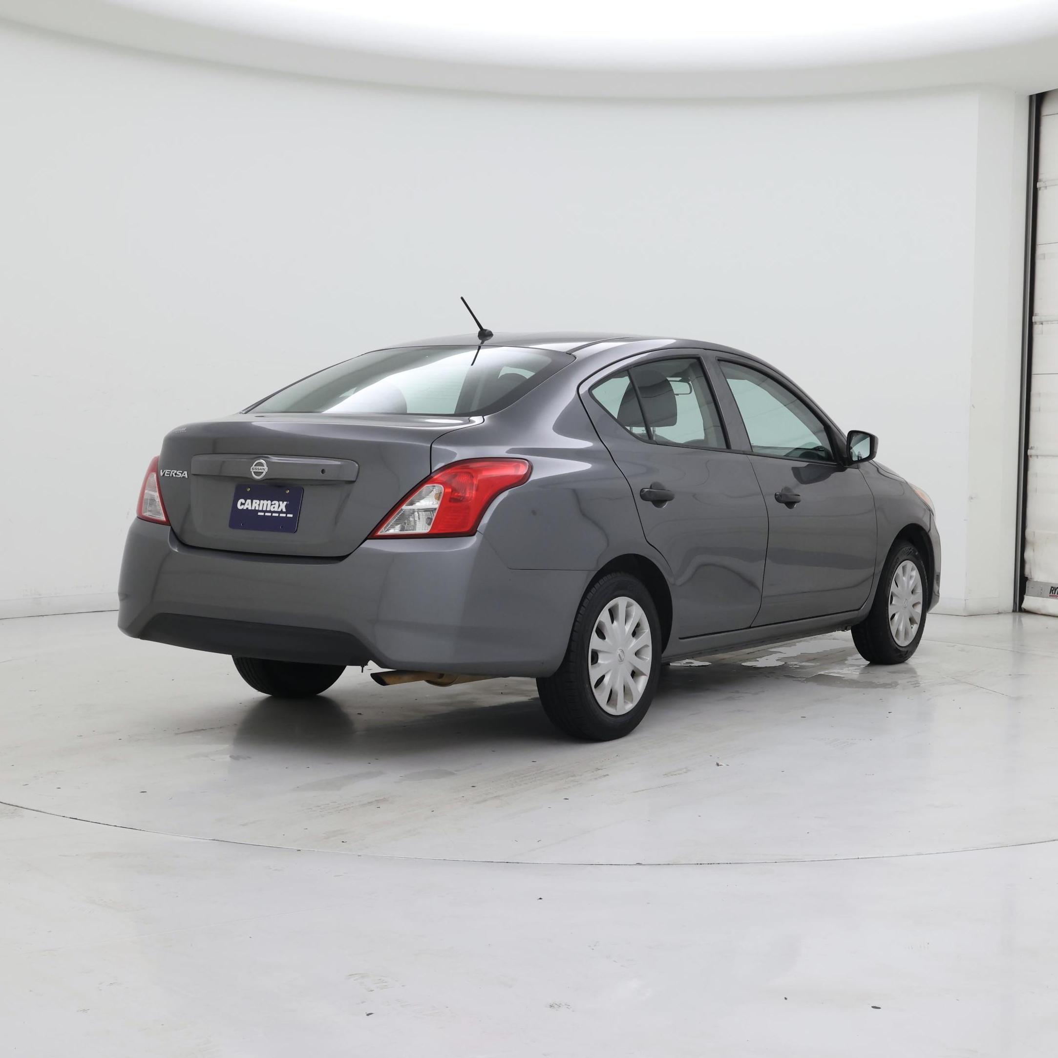 Thumbnail: 2018 Nissan Versa - 8