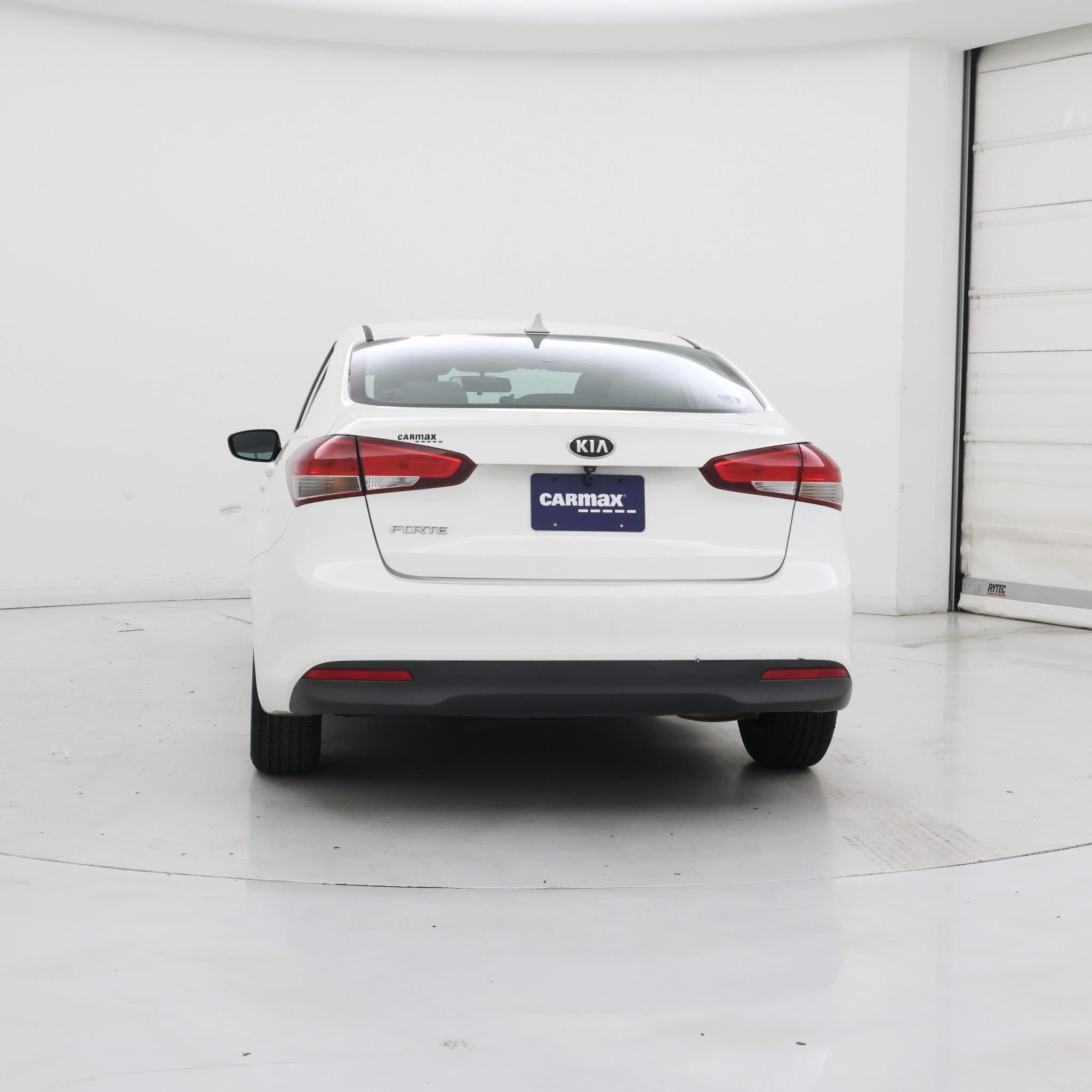Thumbnail: 2018 Kia Forte - 6