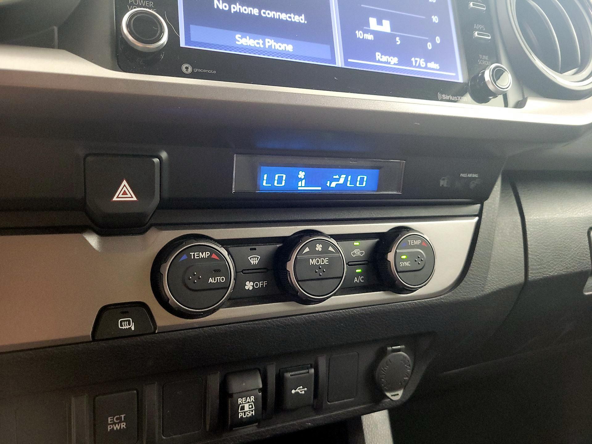 Thumbnail: 2021 Toyota Tacoma - 16
