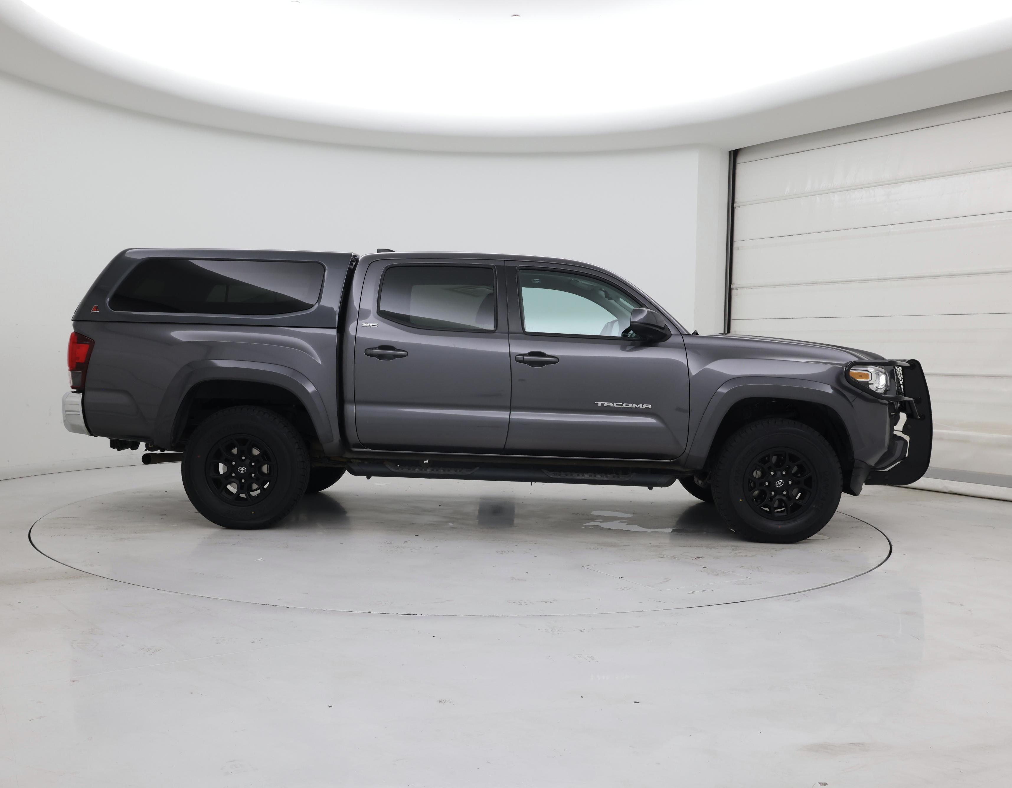 Thumbnail: 2021 Toyota Tacoma - 7