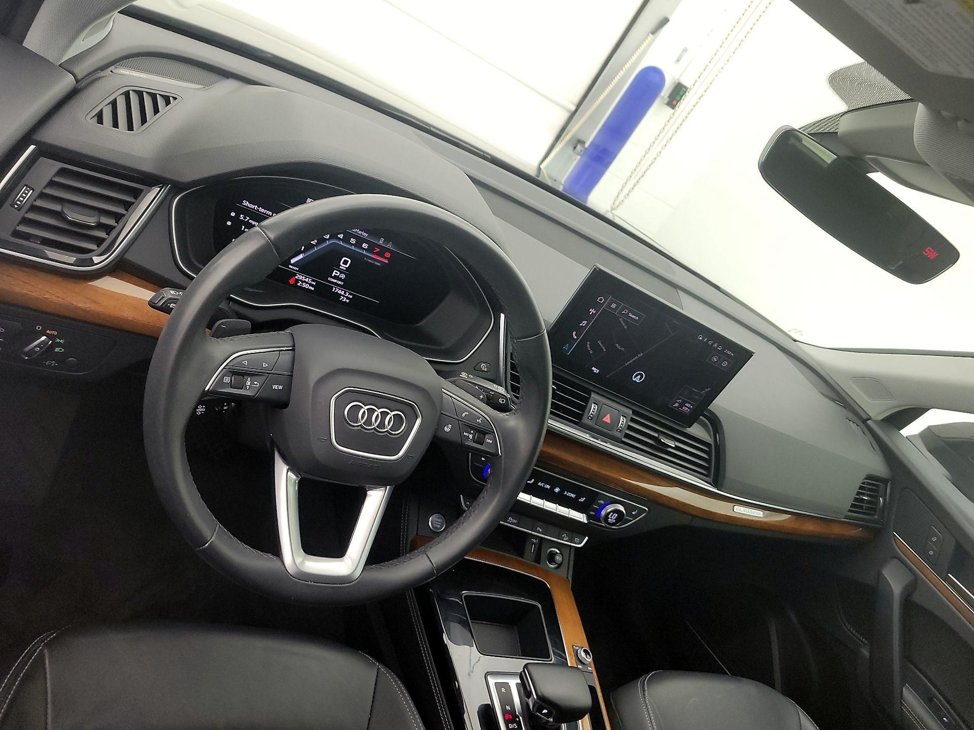 Thumbnail: 2023 Audi Q5 - 9