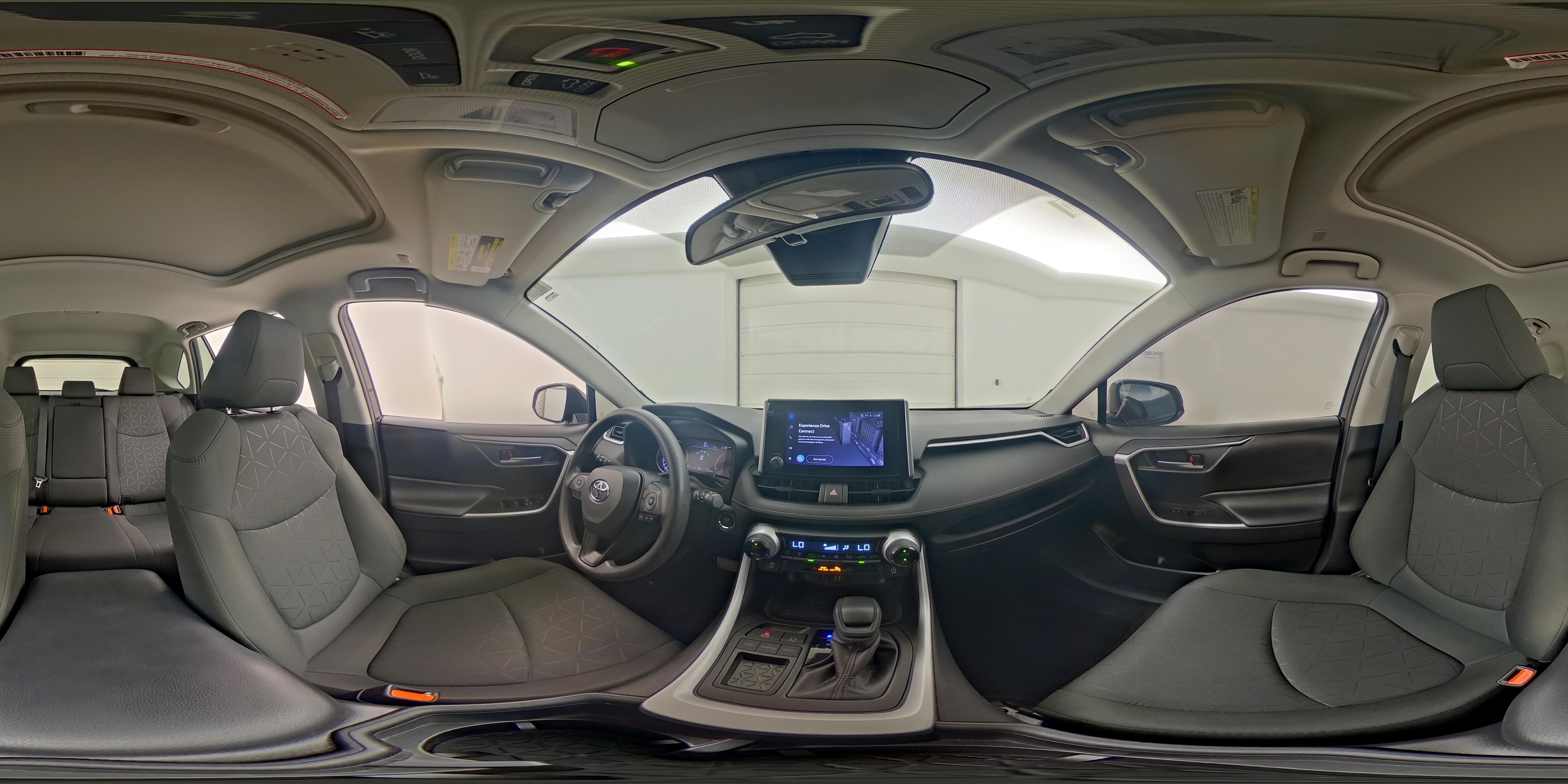 2023 Toyota RAV4 XLE - Photo 25