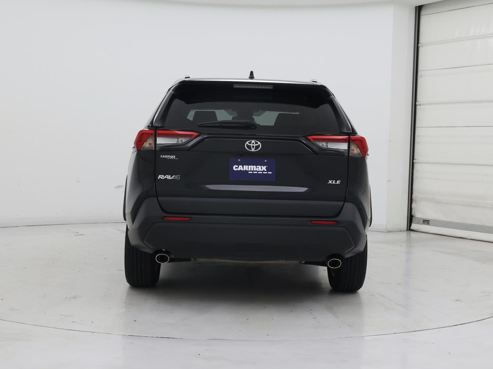 2023 Toyota RAV4 XLE - Photo 7