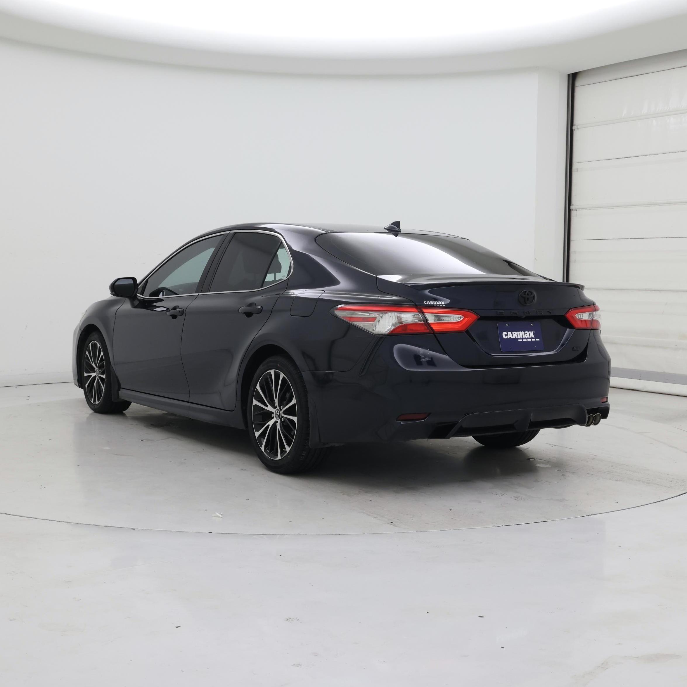 Thumbnail: 2019 Toyota Camry - 2