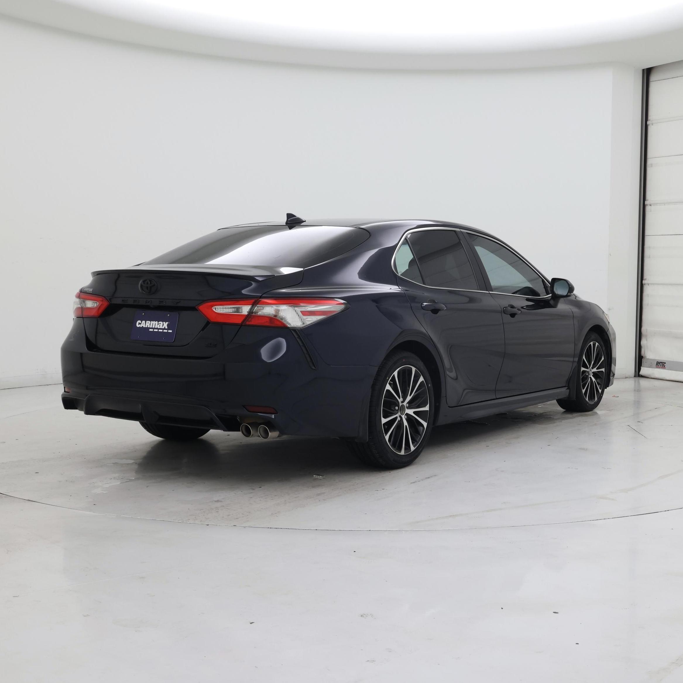 Thumbnail: 2019 Toyota Camry - 8