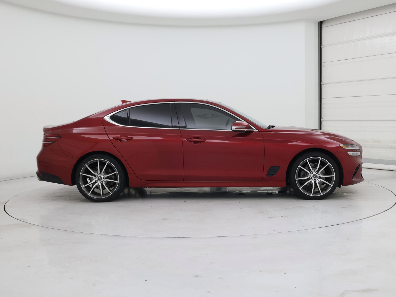 2022 GENESIS G70 Standard - Photo 8