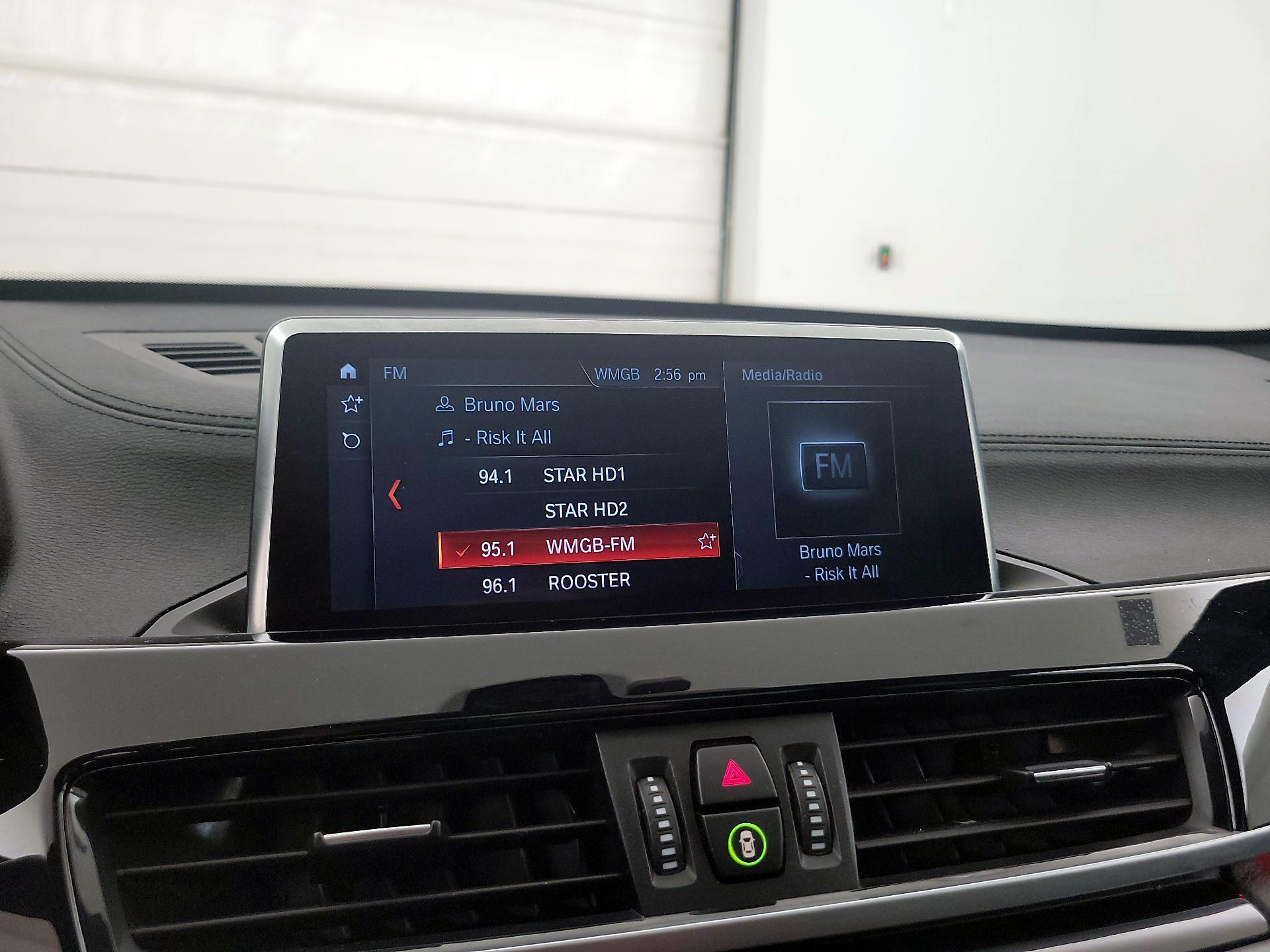 Thumbnail: 2021 BMW X1 - 16