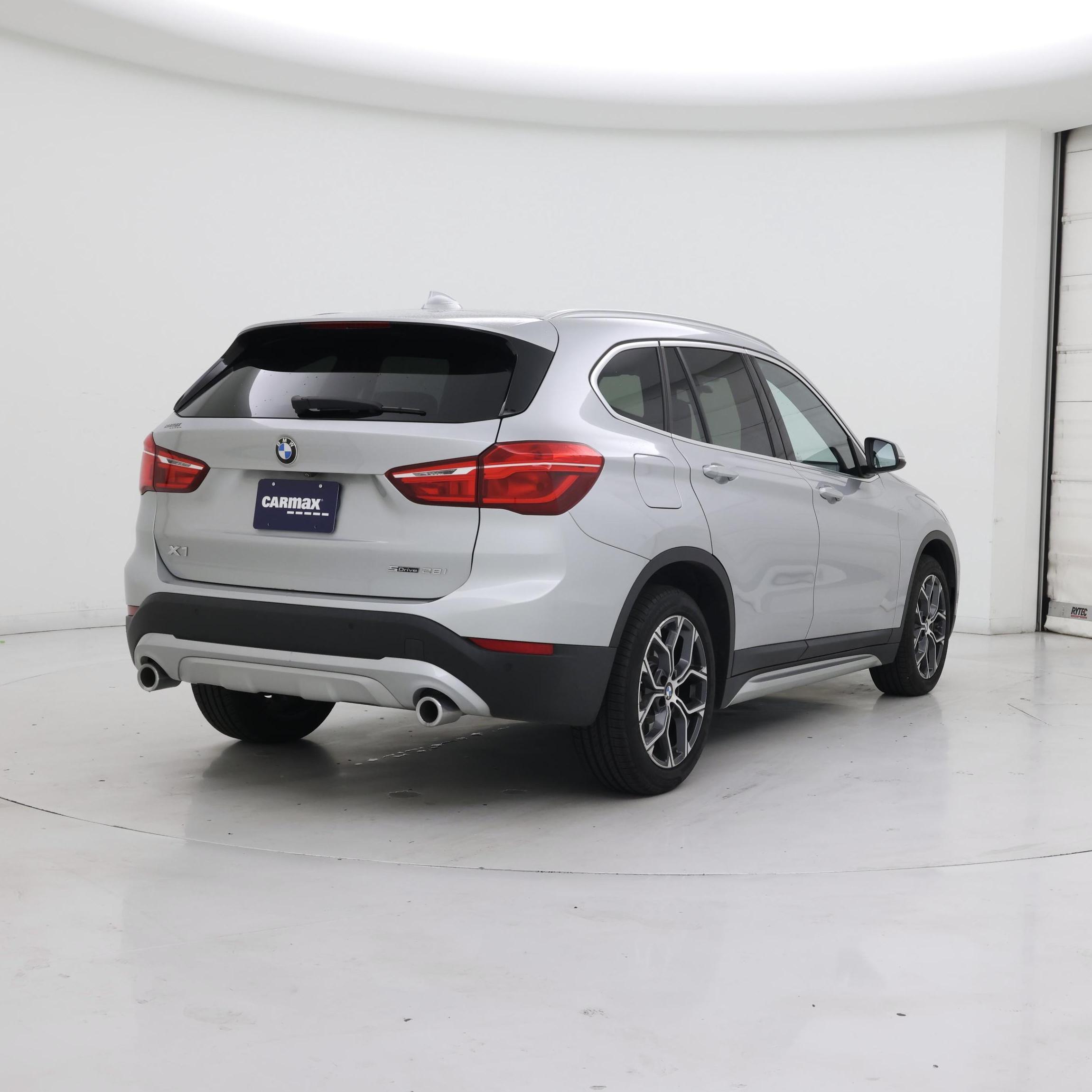 Thumbnail: 2021 BMW X1 - 8