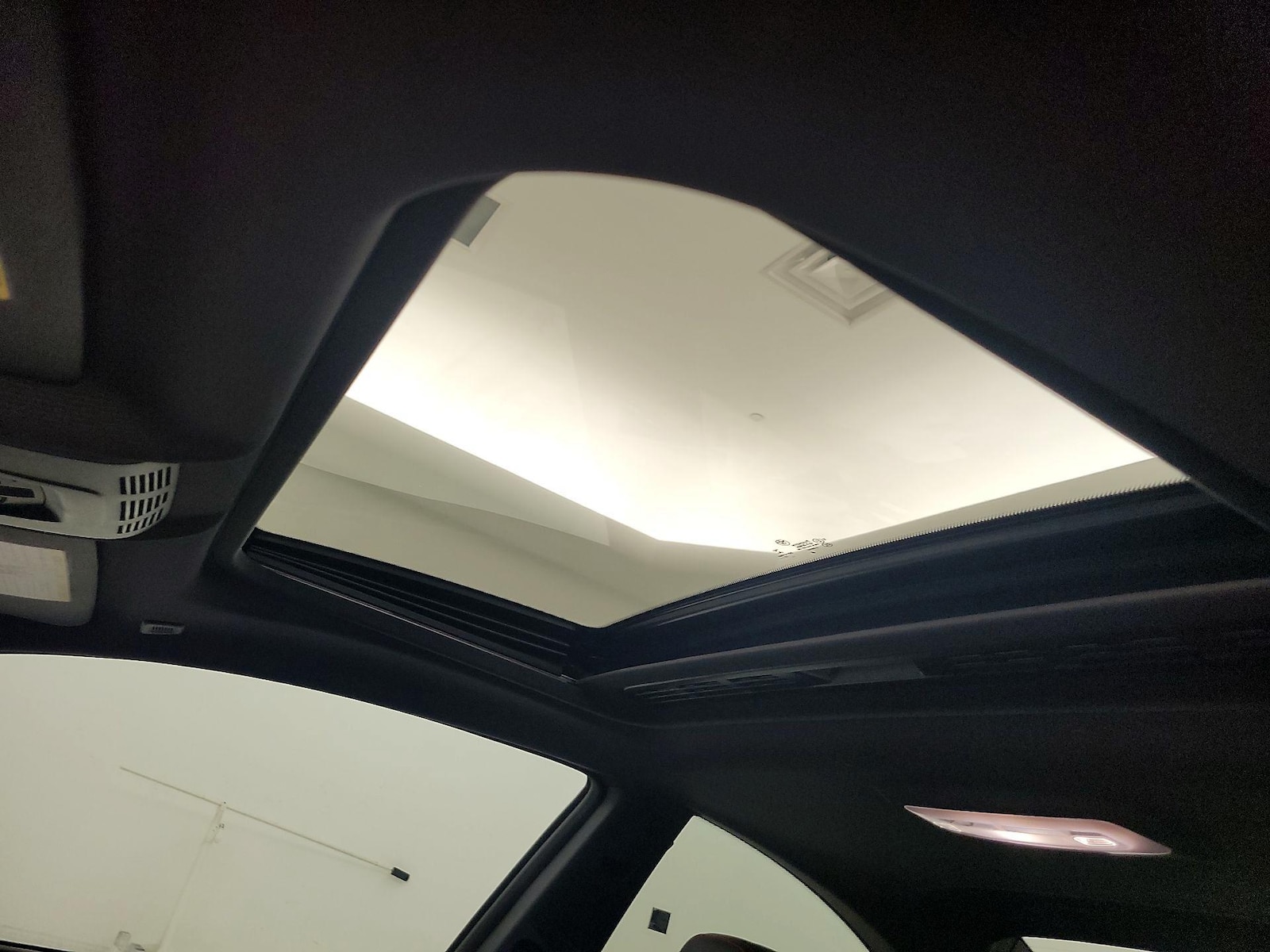 Overhead Airbags