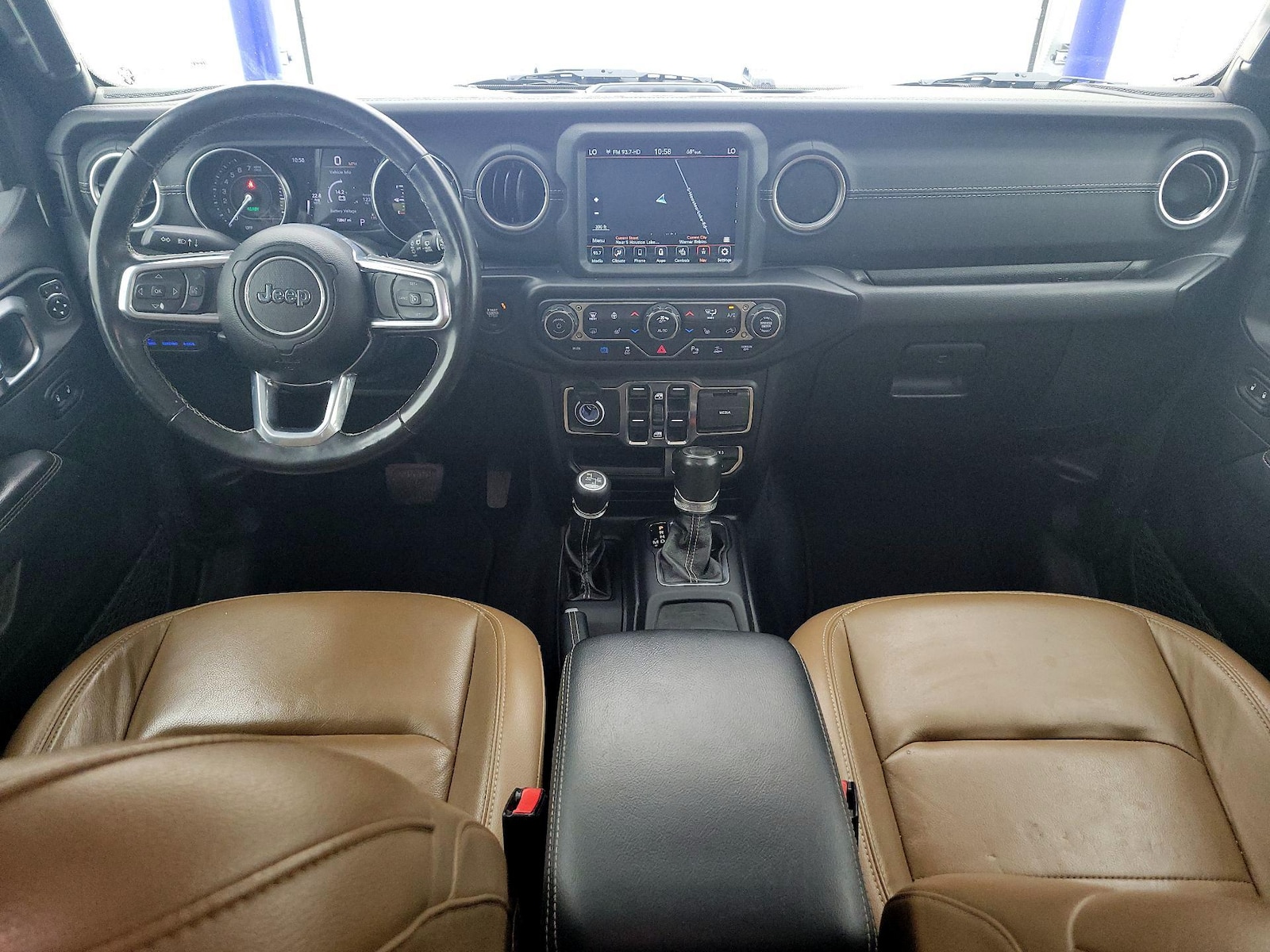Apple CarPlay® & Android Auto™