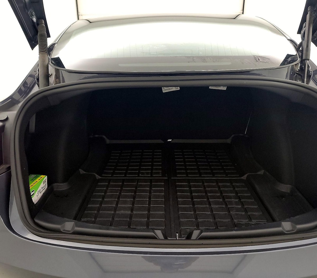 Trunk/Cargo (Seats Up)