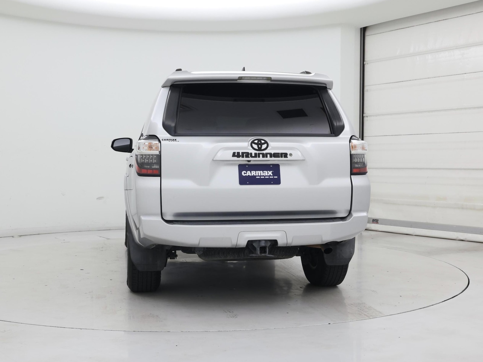 2019 Toyota 4Runner SR5 - Photo 7