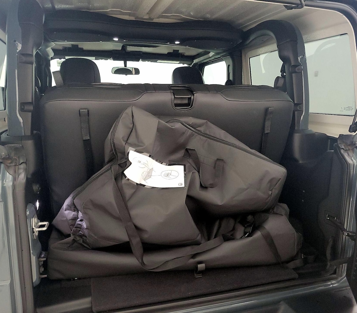 Trunk/Cargo (Seats Up)
