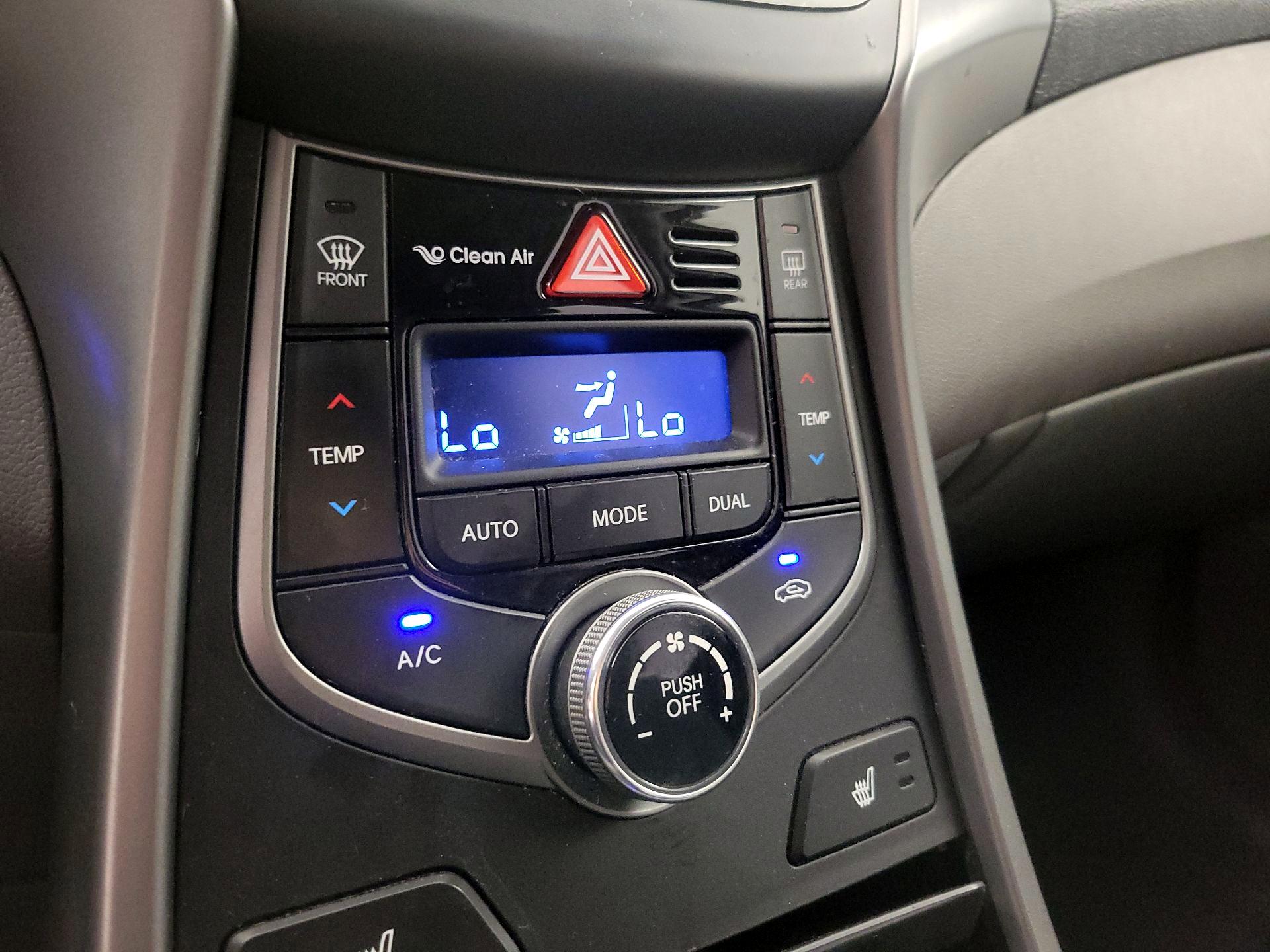 Thumbnail: 2016 Hyundai Elantra - 16