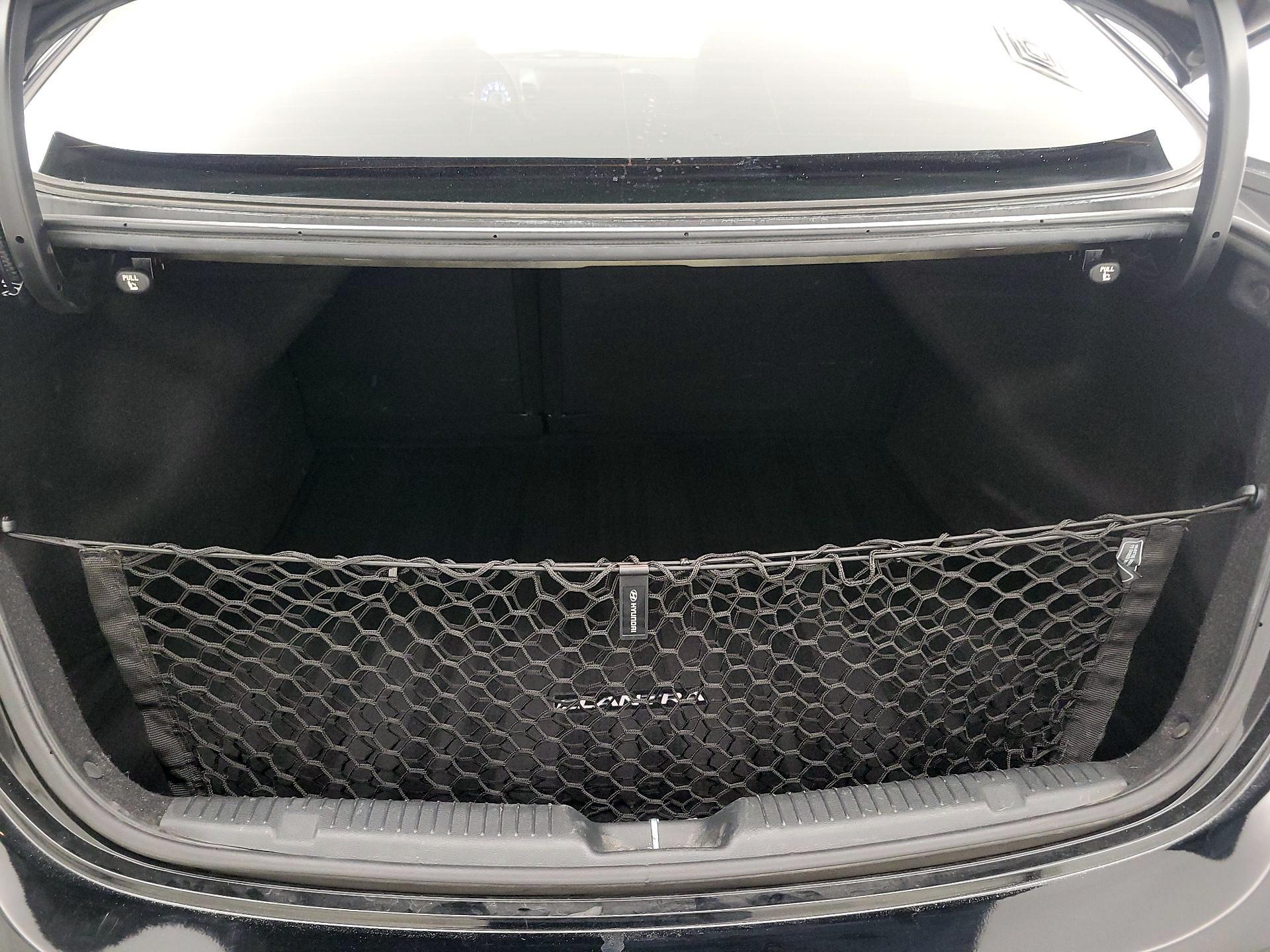 Thumbnail: 2016 Hyundai Elantra - 20