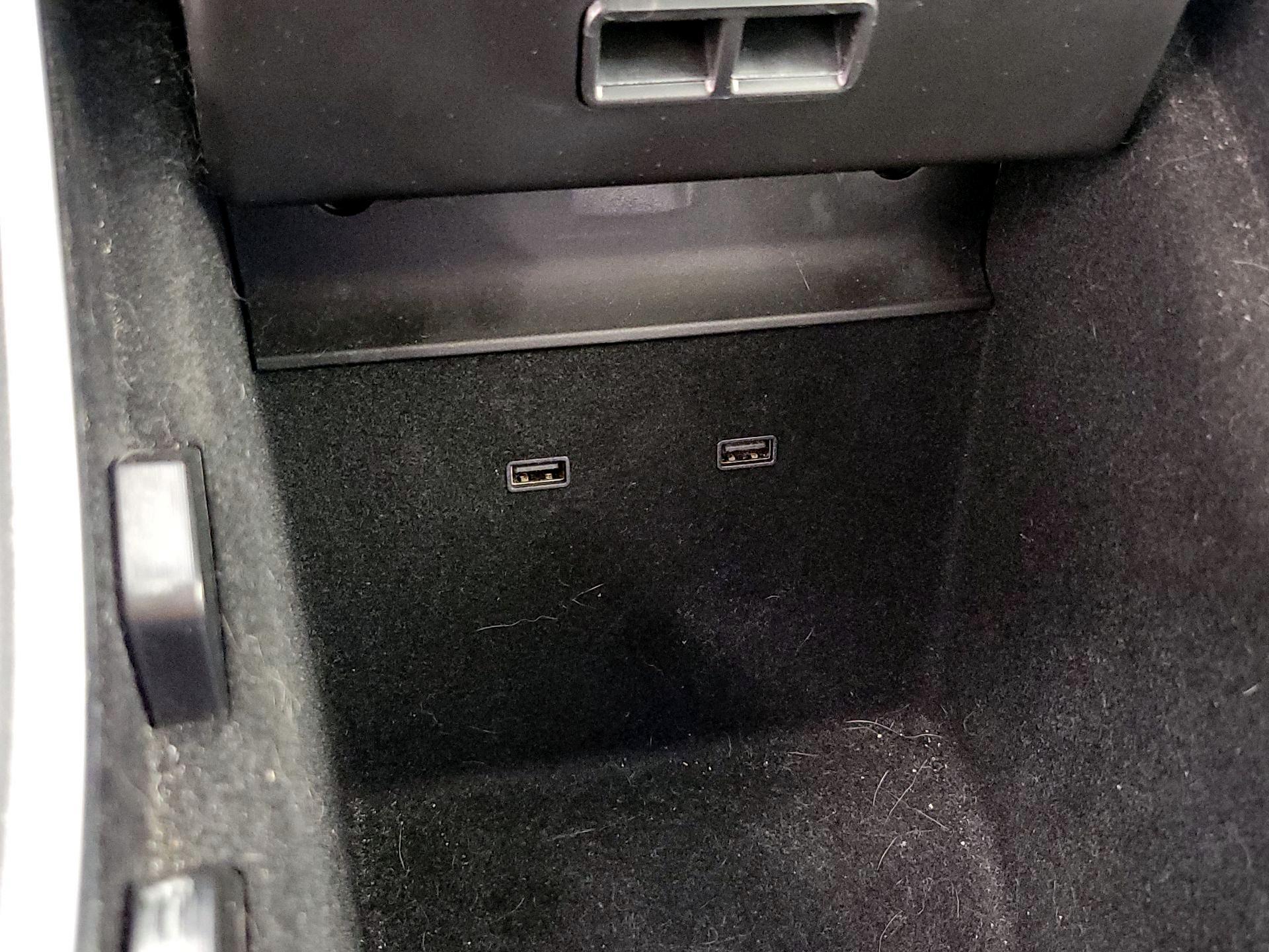 Thumbnail: 2020 Tesla Model 3 - 18