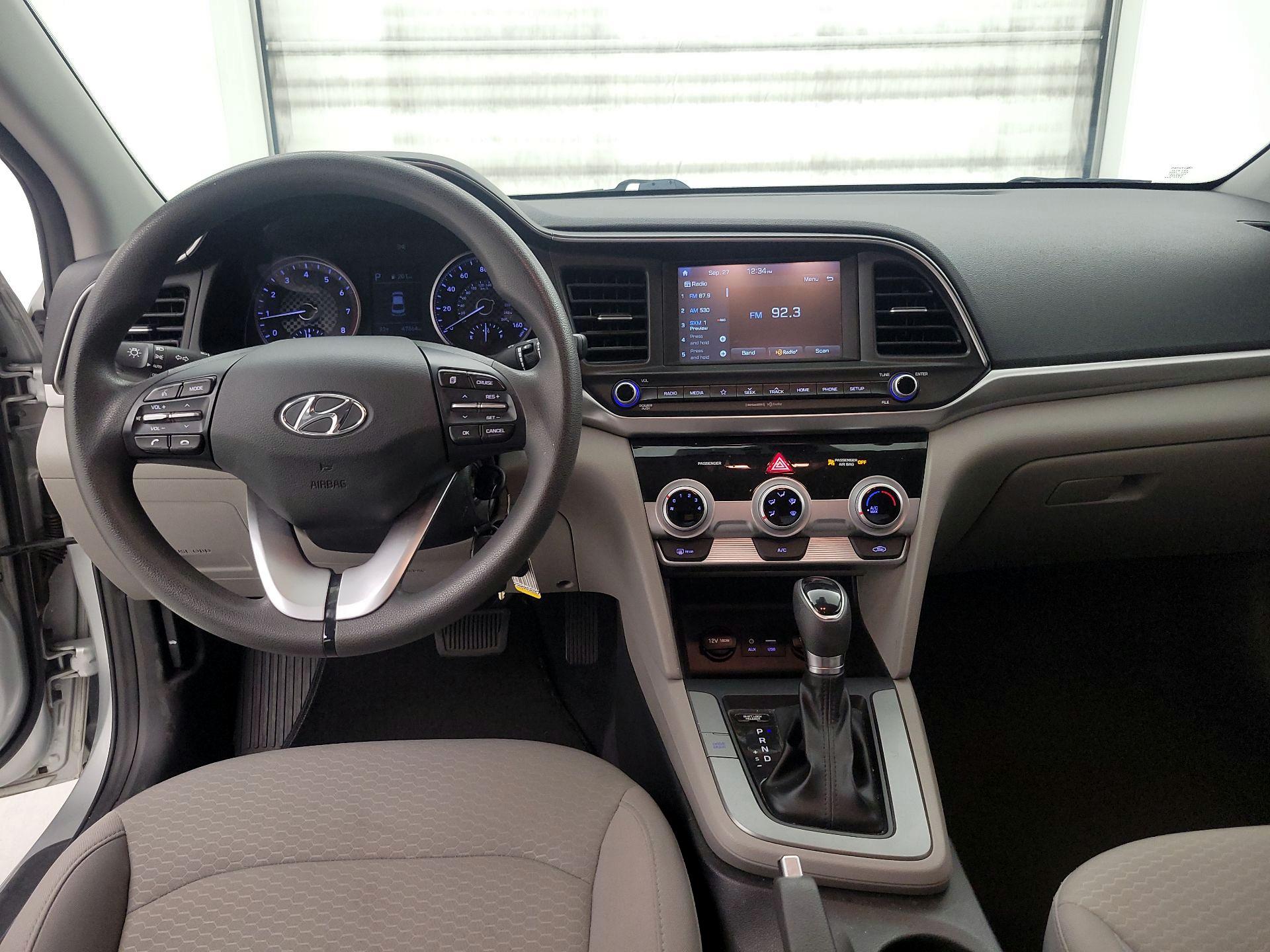 Thumbnail: 2019 Hyundai Elantra - 9