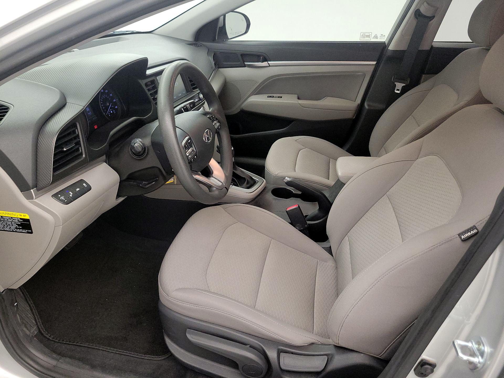 Thumbnail: 2019 Hyundai Elantra - 11