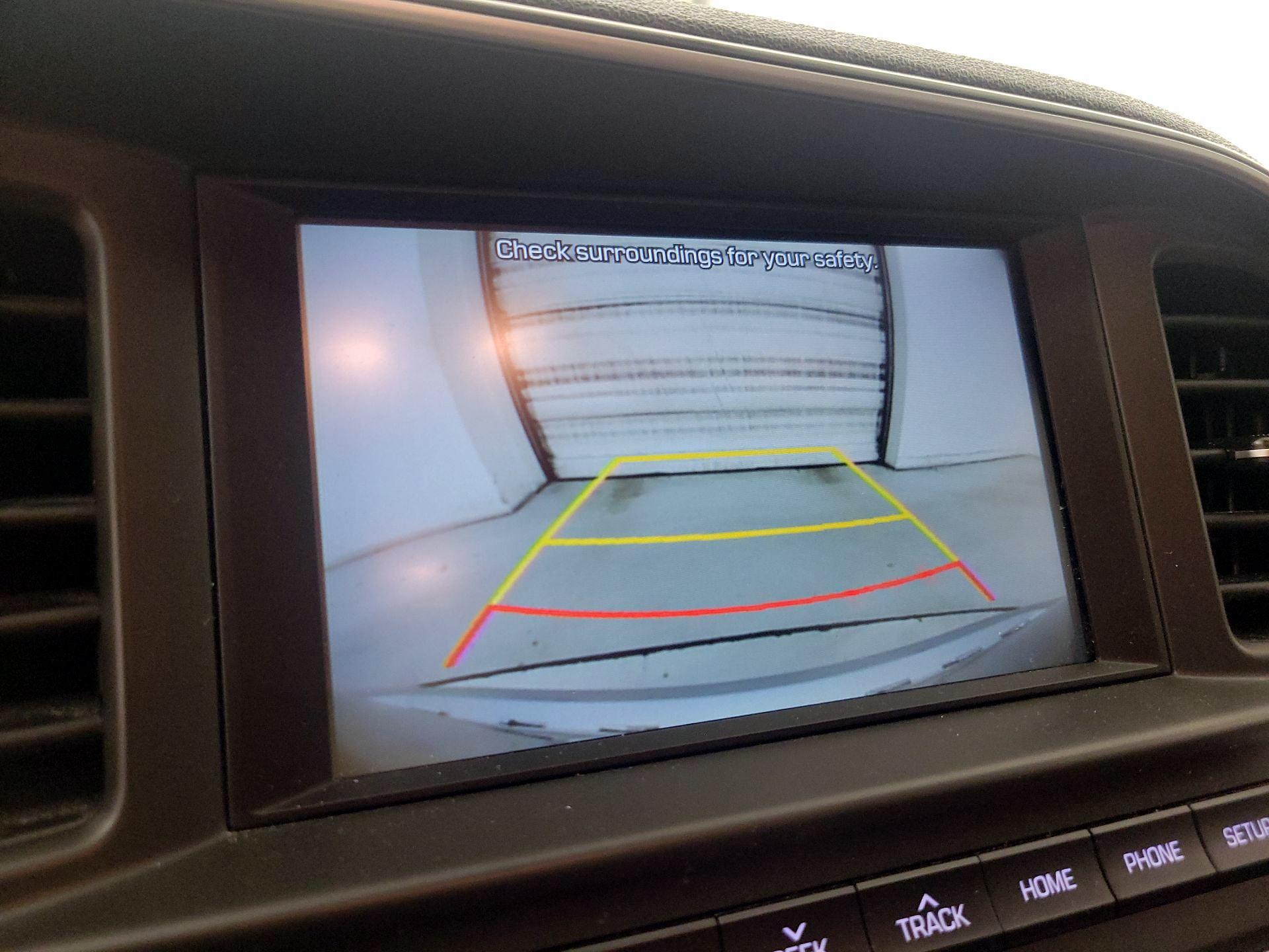 Thumbnail: 2019 Hyundai Elantra - 14