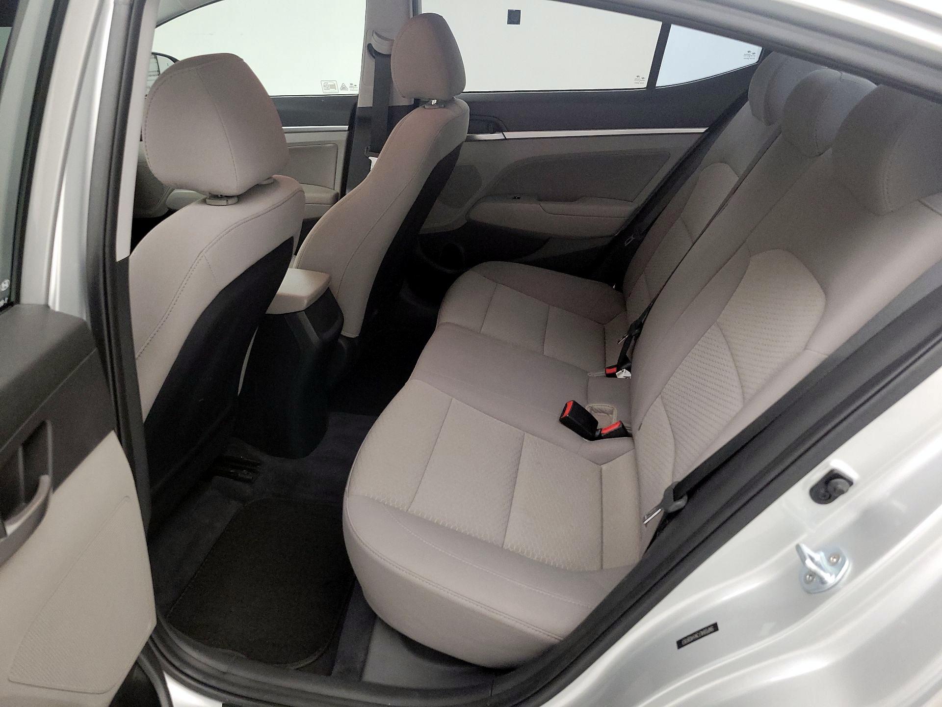 Thumbnail: 2019 Hyundai Elantra - 19