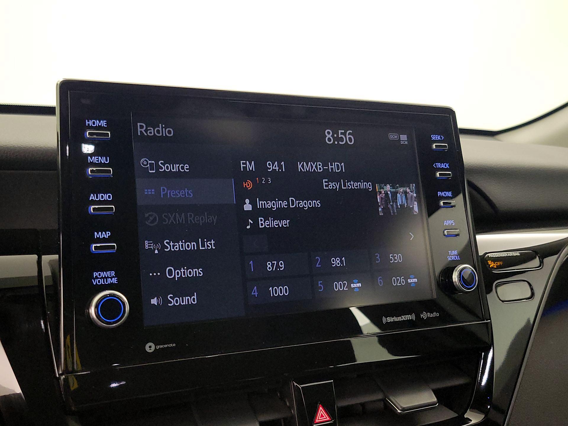 Thumbnail: 2022 Toyota Camry - 15