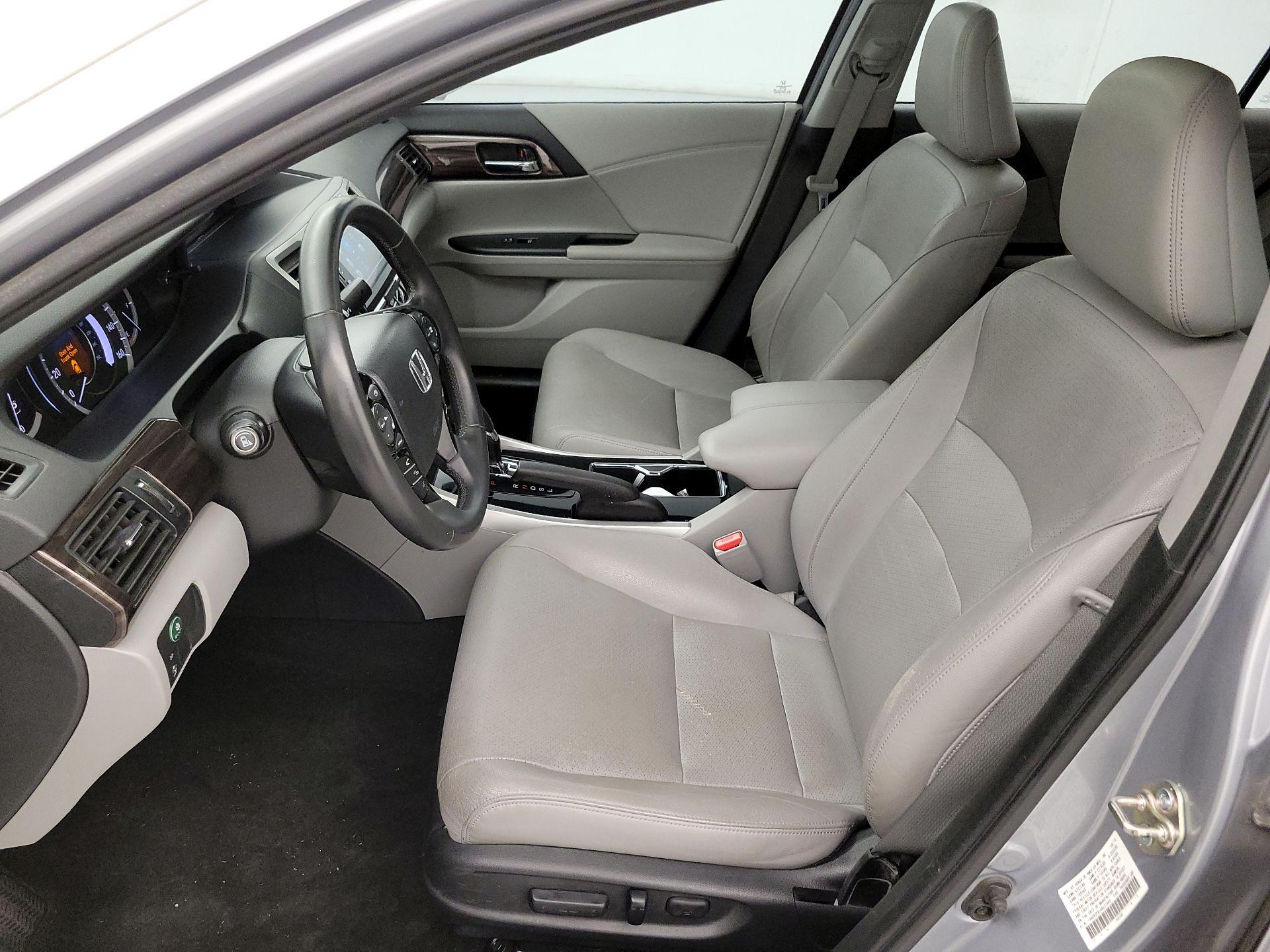 Thumbnail: 2016 Honda Accord - 11