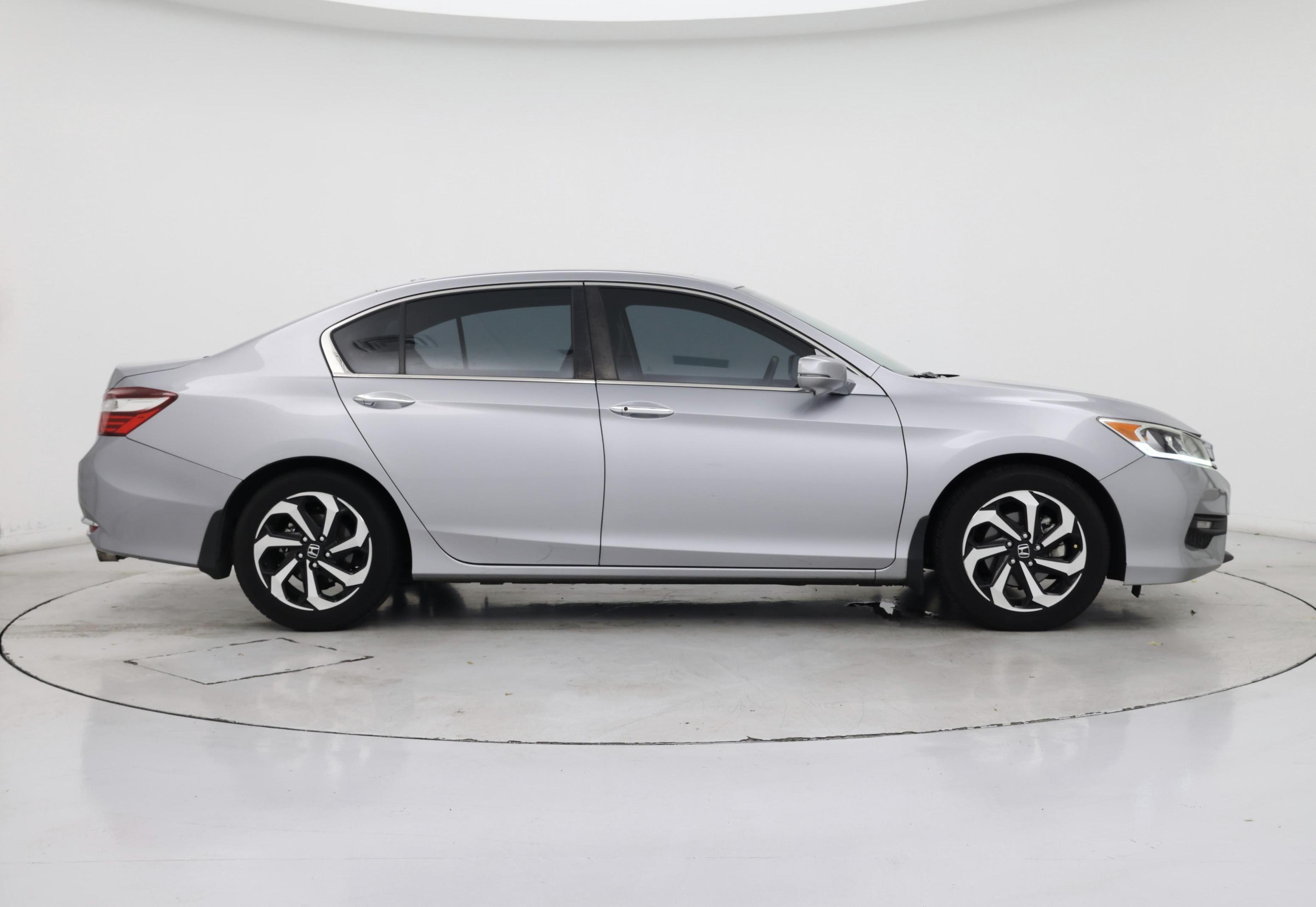 Thumbnail: 2016 Honda Accord - 7