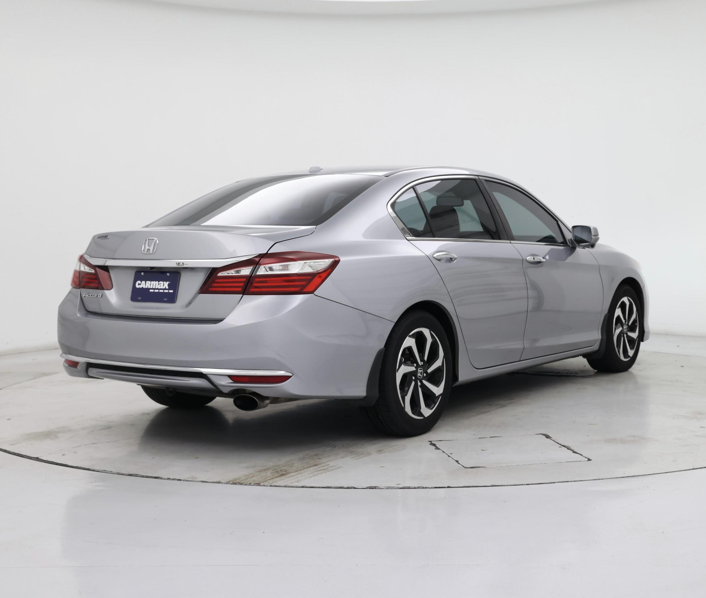 Thumbnail: 2016 Honda Accord - 8