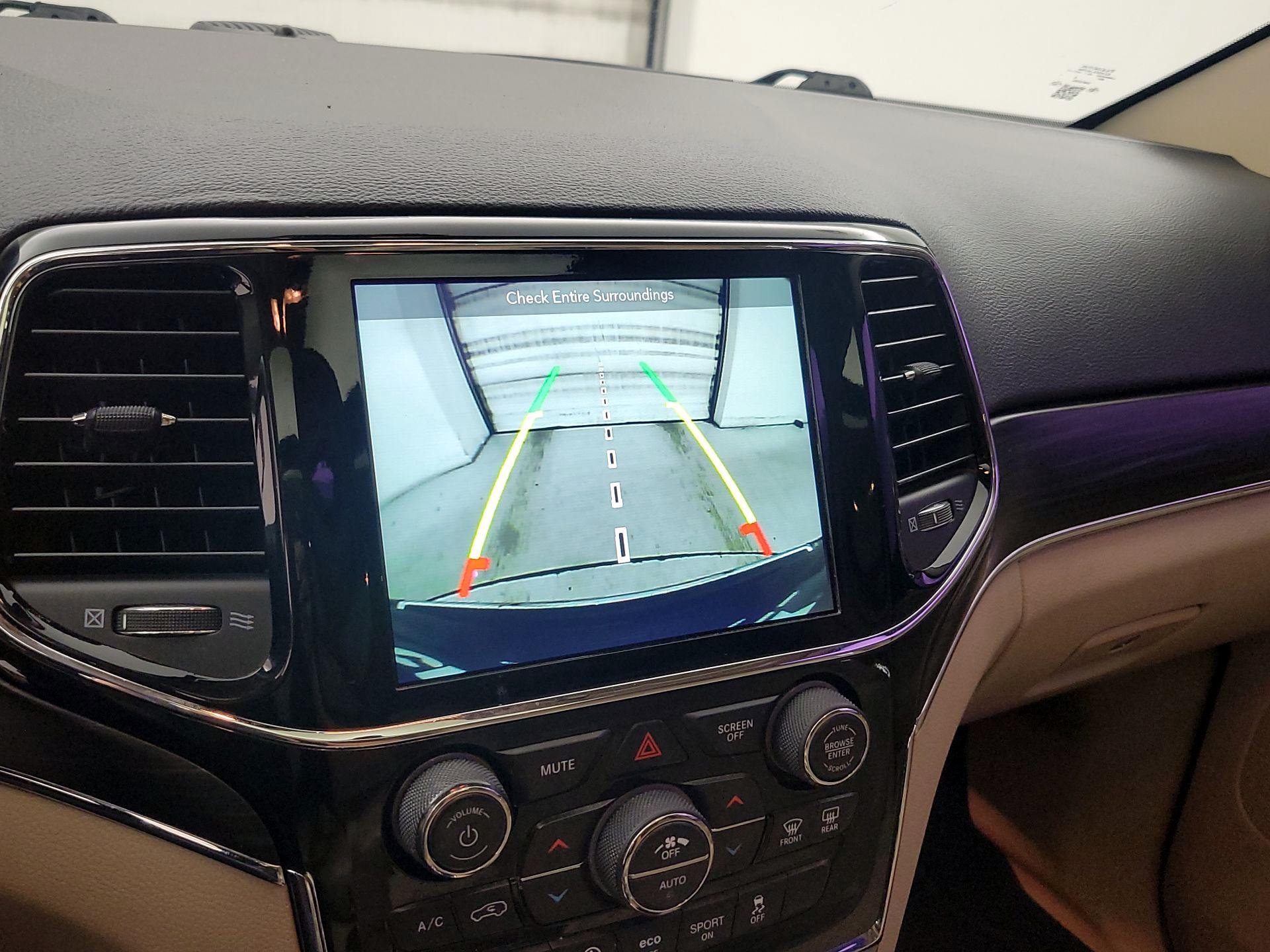 Thumbnail: 2019 Jeep Grand Cherokee - 15