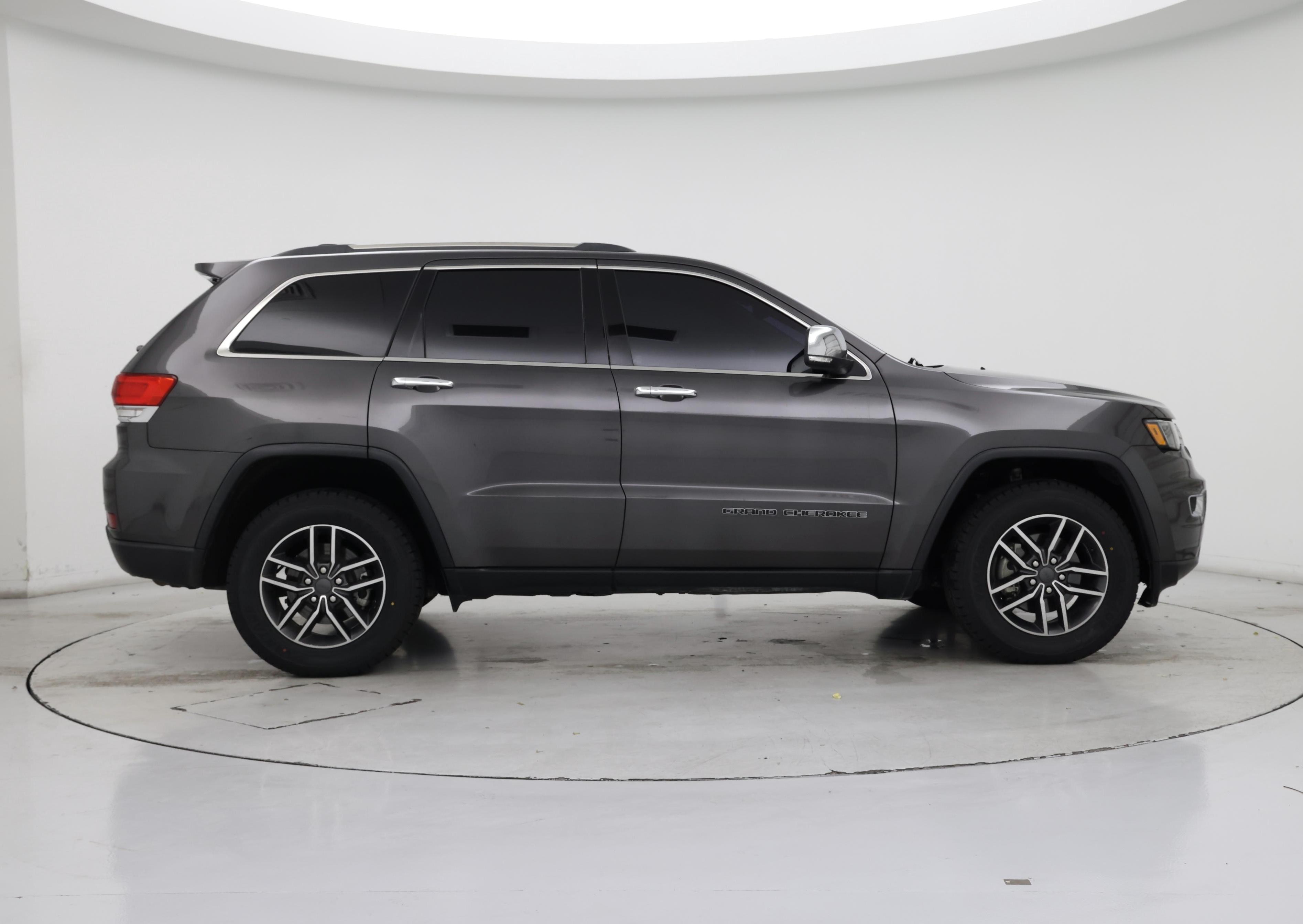 Thumbnail: 2019 Jeep Grand Cherokee - 7