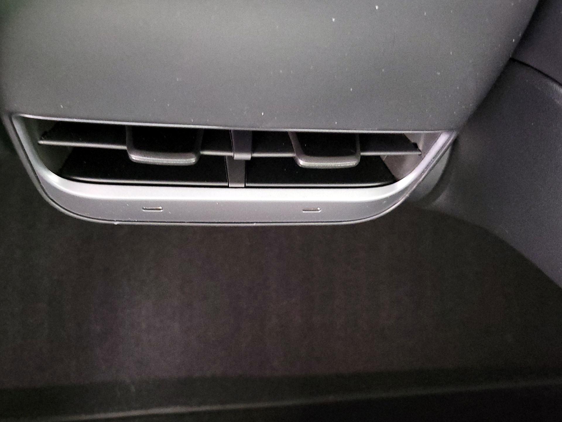 Thumbnail: 2022 Tesla Model Y - 18