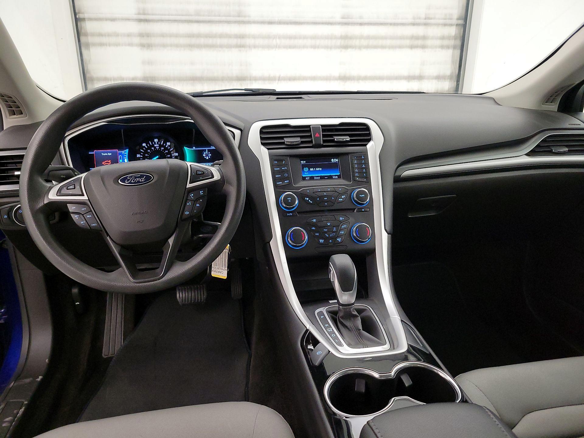 Thumbnail: 2015 Ford Fusion - 9