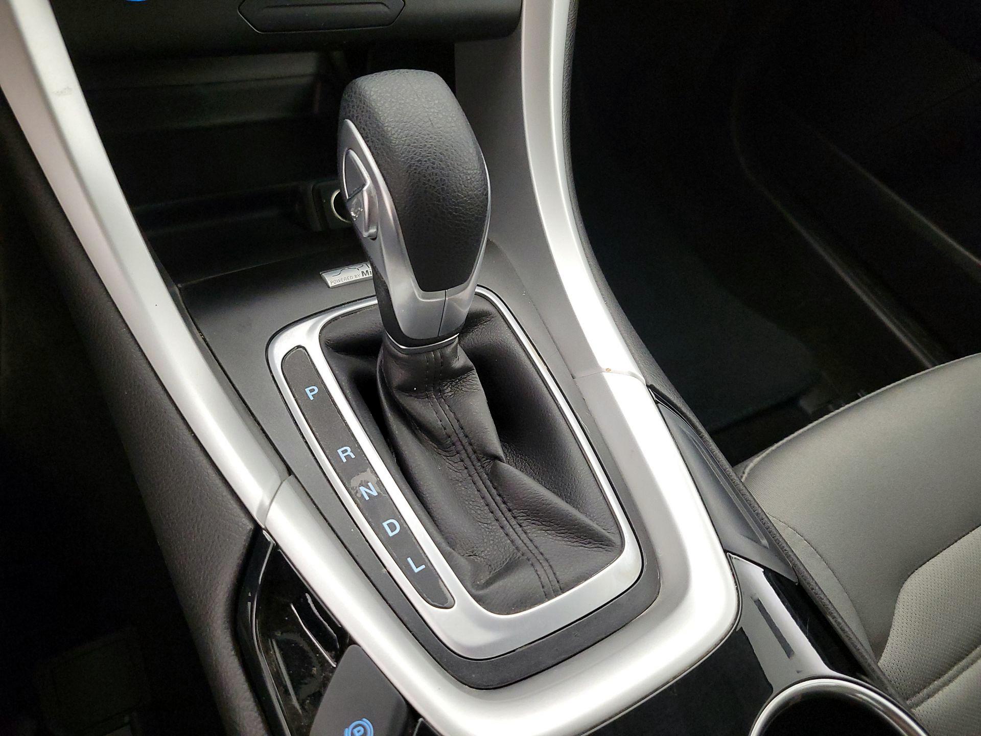 Thumbnail: 2015 Ford Fusion - 17