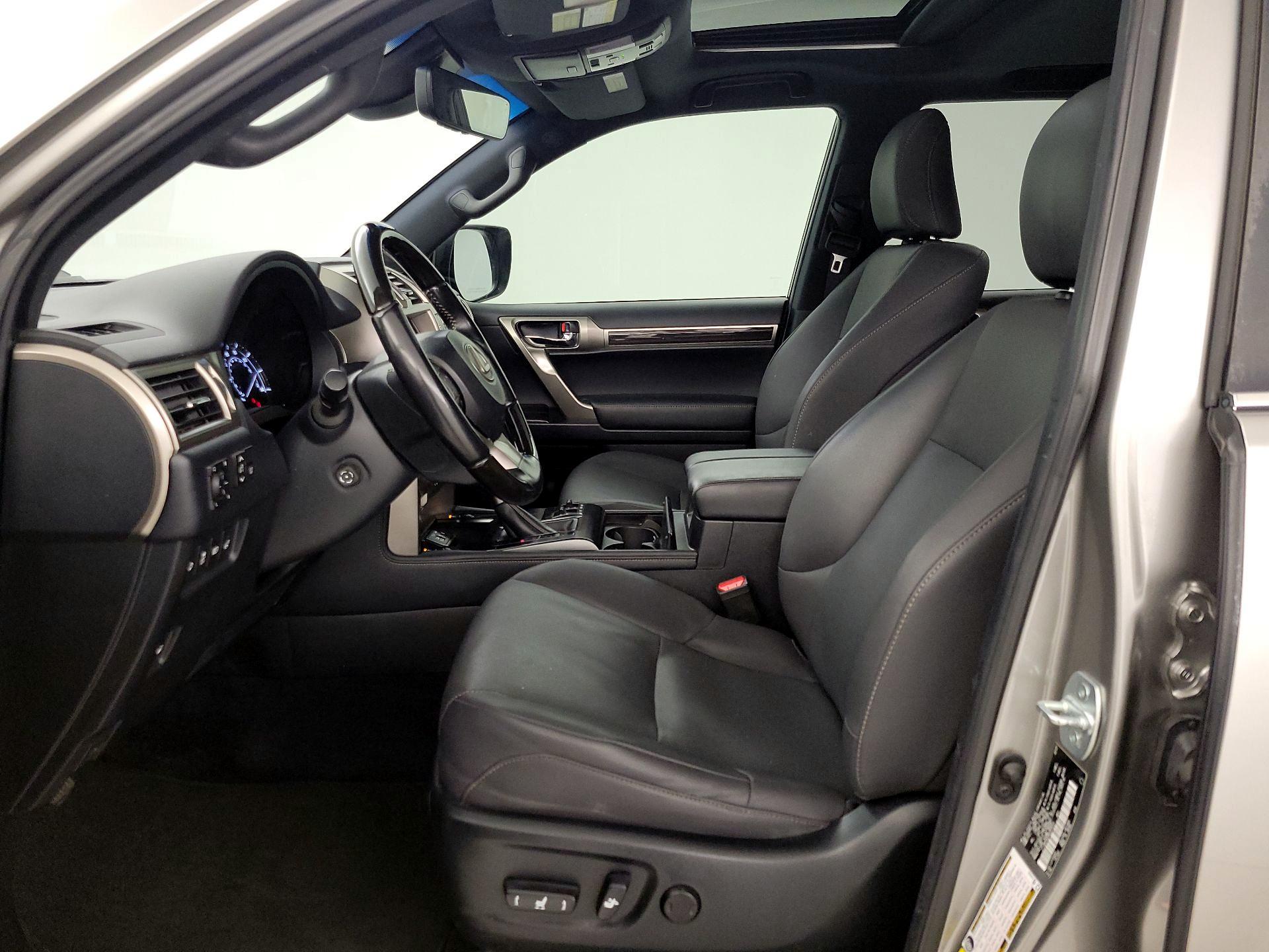 Thumbnail: 2021 Lexus GX - 11