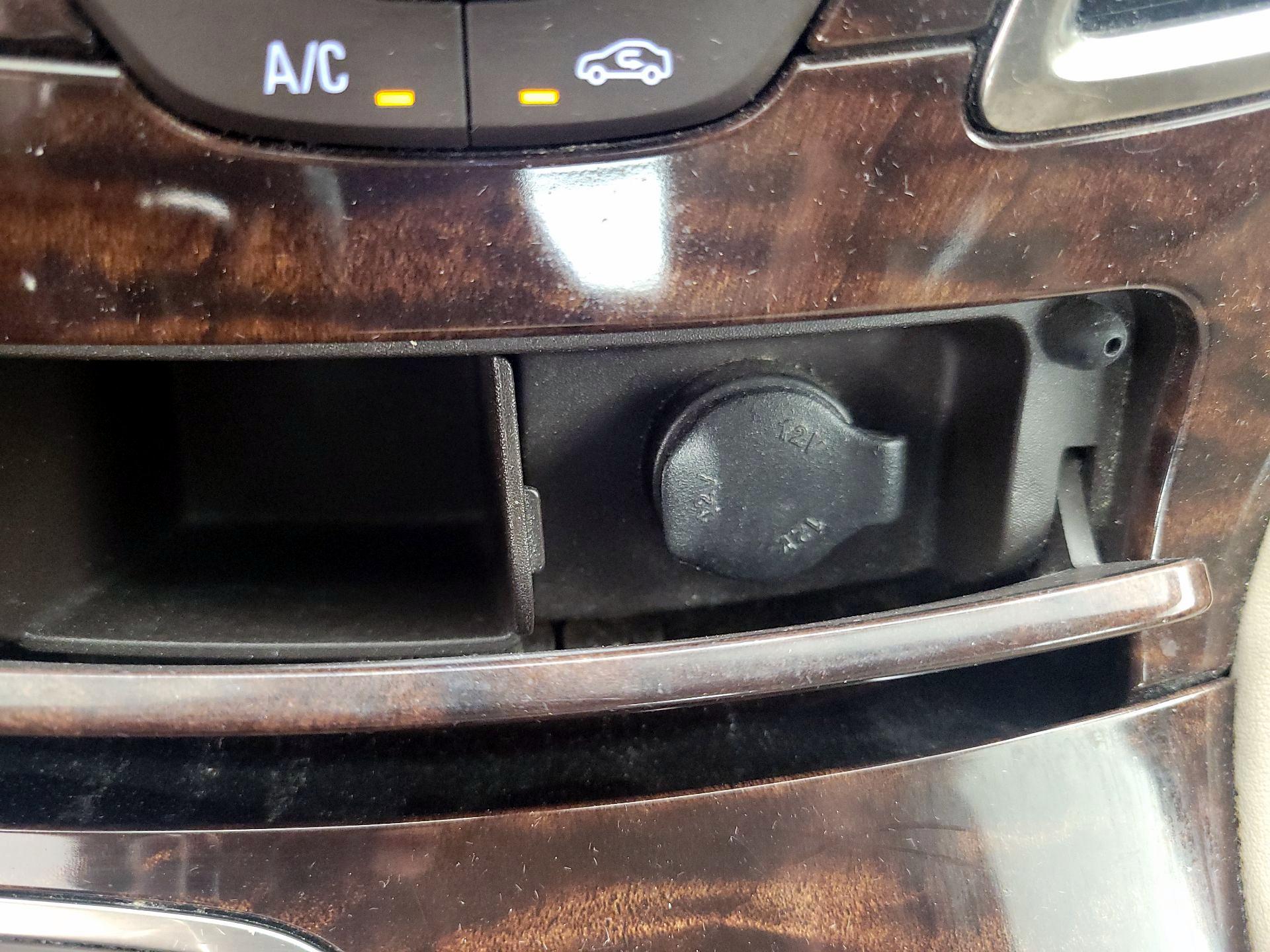 Thumbnail: 2015 Buick LaCrosse - 17